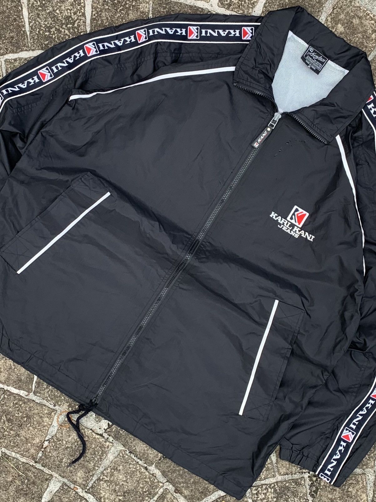 Karl Kani Vintage 90’s KARL KANI Sidetape Big Logo Windbreaker Jacket Size US L / EU 52-54 / 3 - 2 Thumbnail