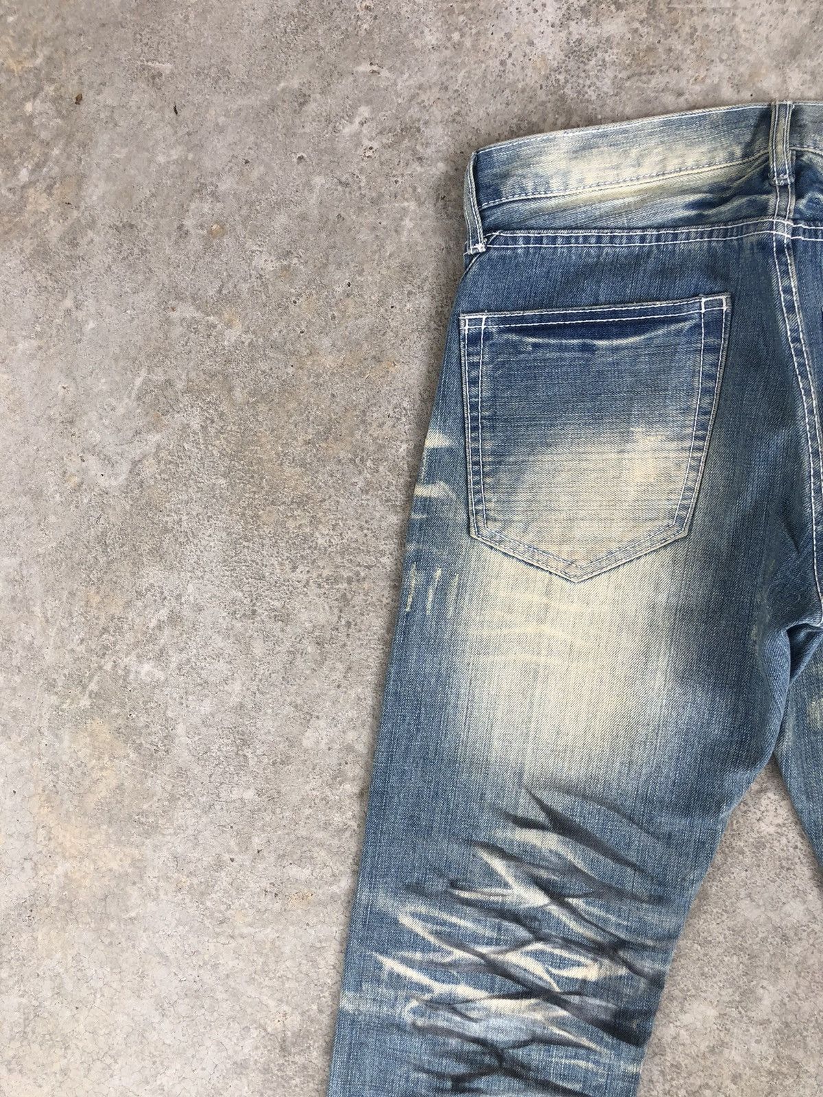Who Decides War Japanese Urban Craft Distressed Jeans Size US 31 - 9 Thumbnail