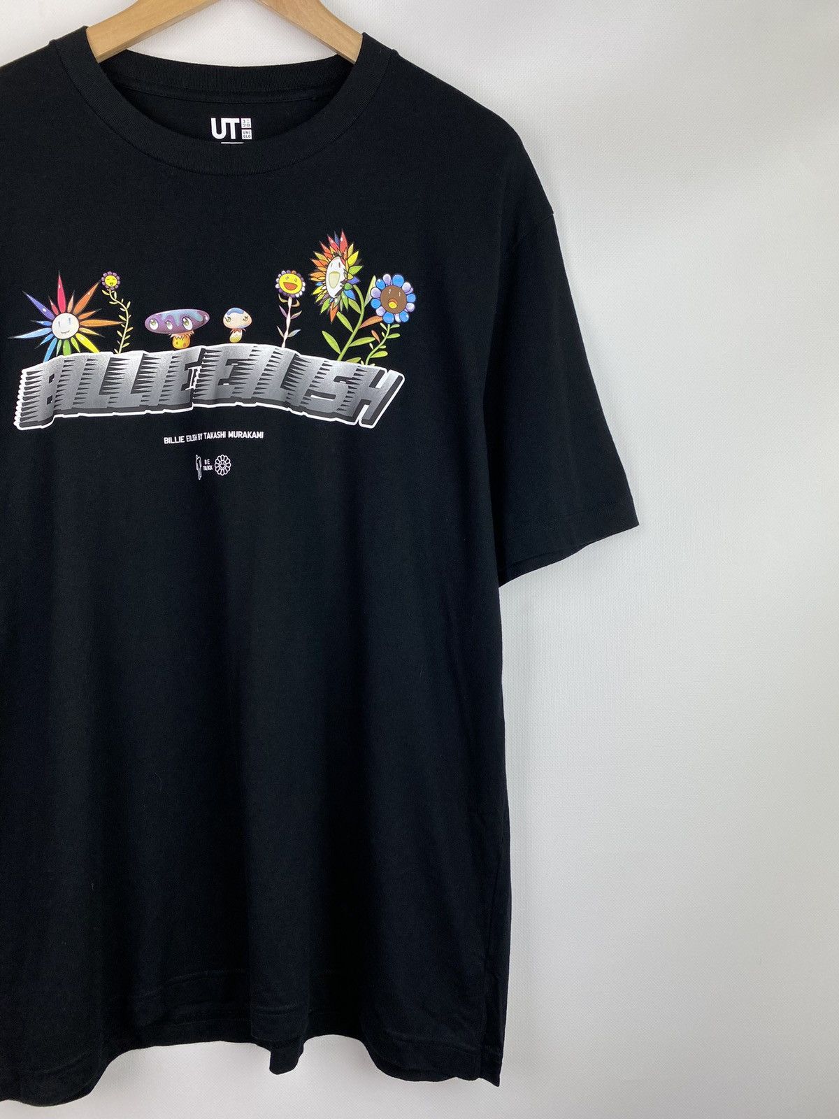 Uniqlo Uniqlo Billie Eilish Takashi Murakami Graphic T Shirt Size L Size US L / EU 52-54 / 3 - 3 Thumbnail