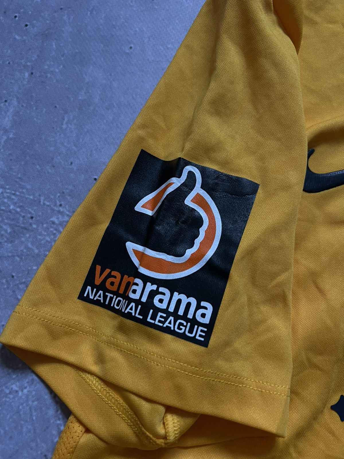 Nike Torquay United 2019-20 Nike t-shirt football jersey sz M #15 Size US M / EU 48-50 / 2 - 5 Thumbnail