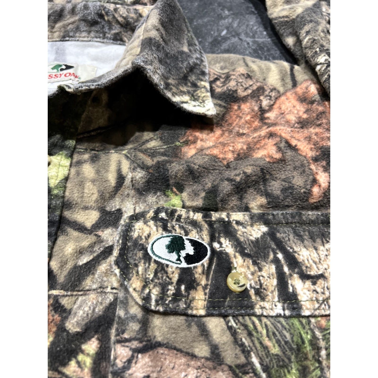Vintage VINTAGE Mossy Oak Men’s Button-Up Shirt Long Sleeve Fleece Camouflage Country Hunting Large Size US L / EU 52-54 / 3 - 3 Thumbnail
