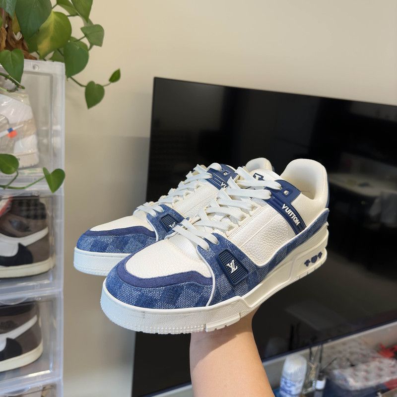 Louis Vuitton Louis Vuitton Trainer Low-Top Sneakers in White and Blue -2 Size US 9 / EU 42 - 9 Thumbnail