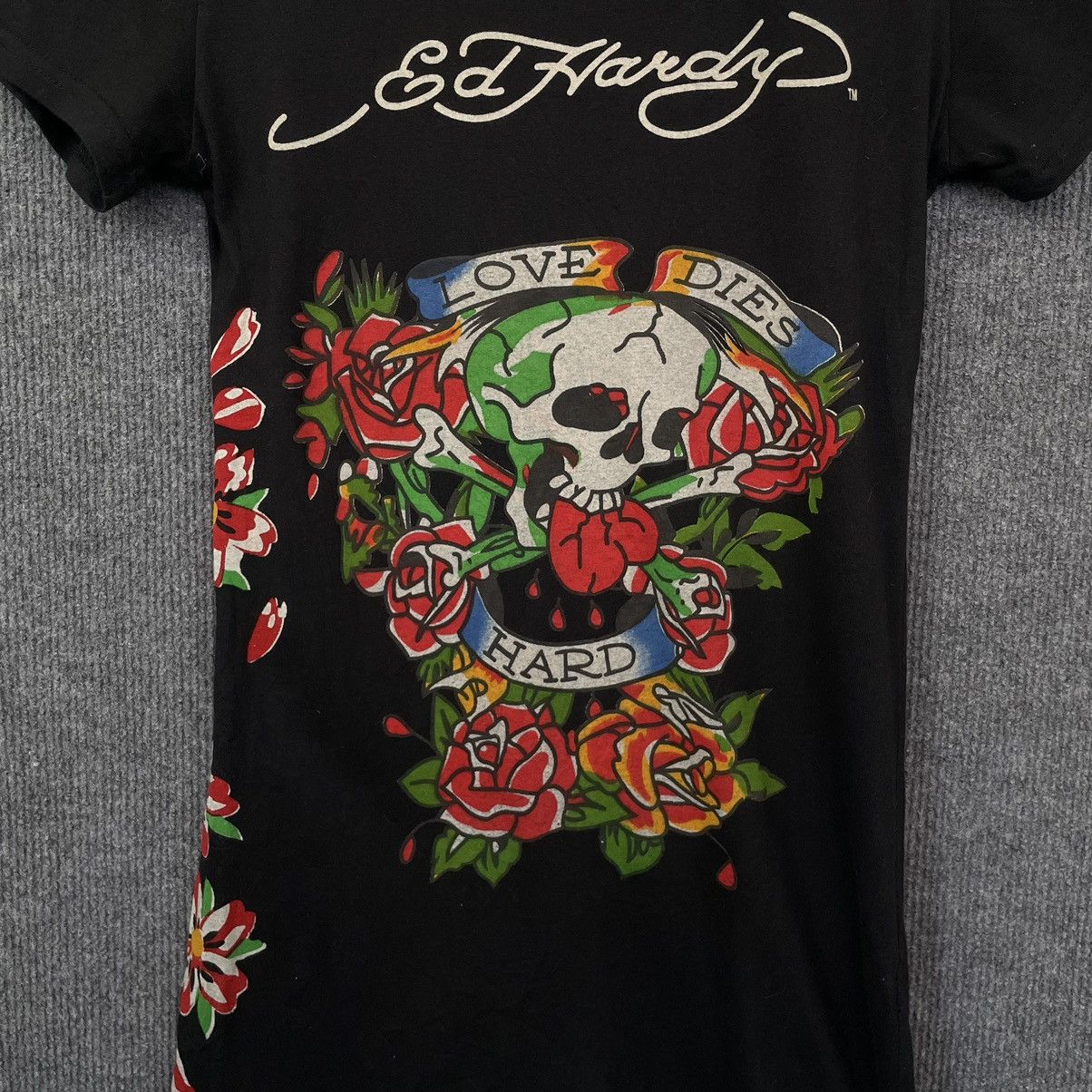 Christian Audigier Ed Hardy Love Dies Hard Woman T Shirt Size S / US 4 / IT 40 - 2 Thumbnail