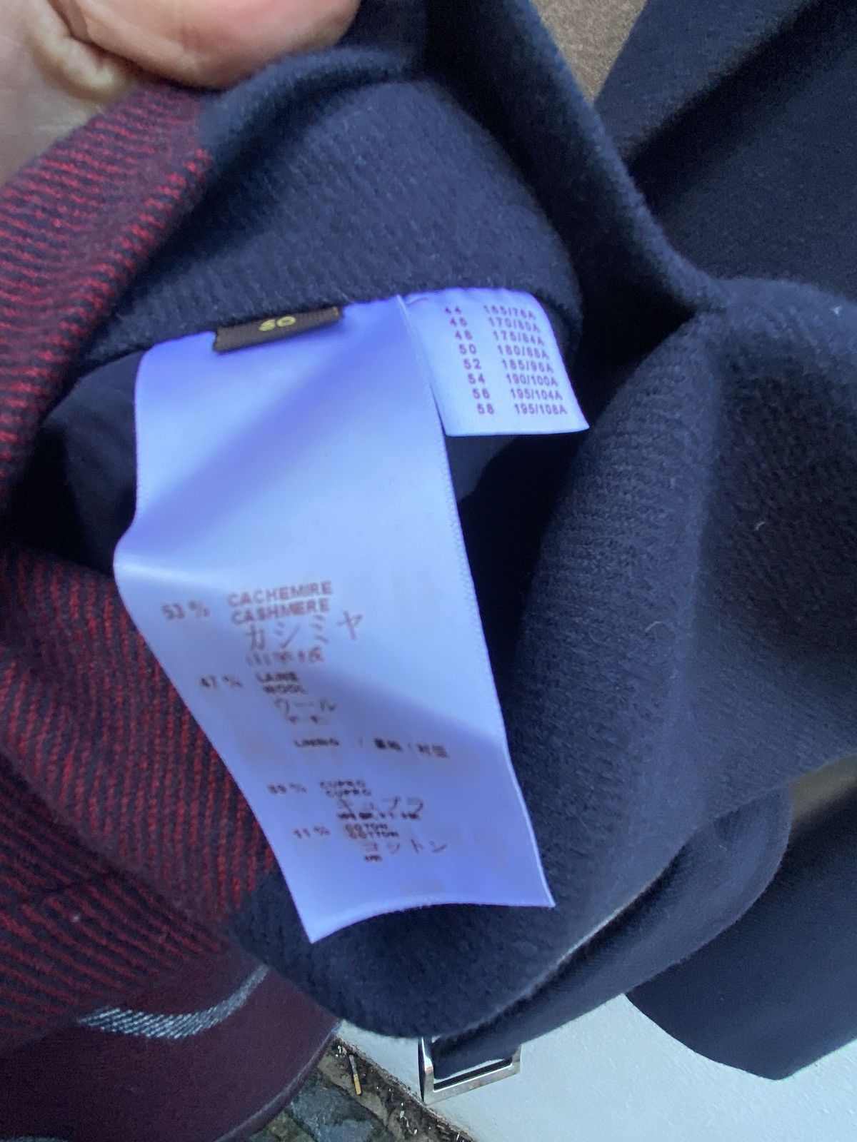 Louis Vuitton Navy wool and cashmere coat Size US M / EU 48-50 / 2 - 13 Thumbnail