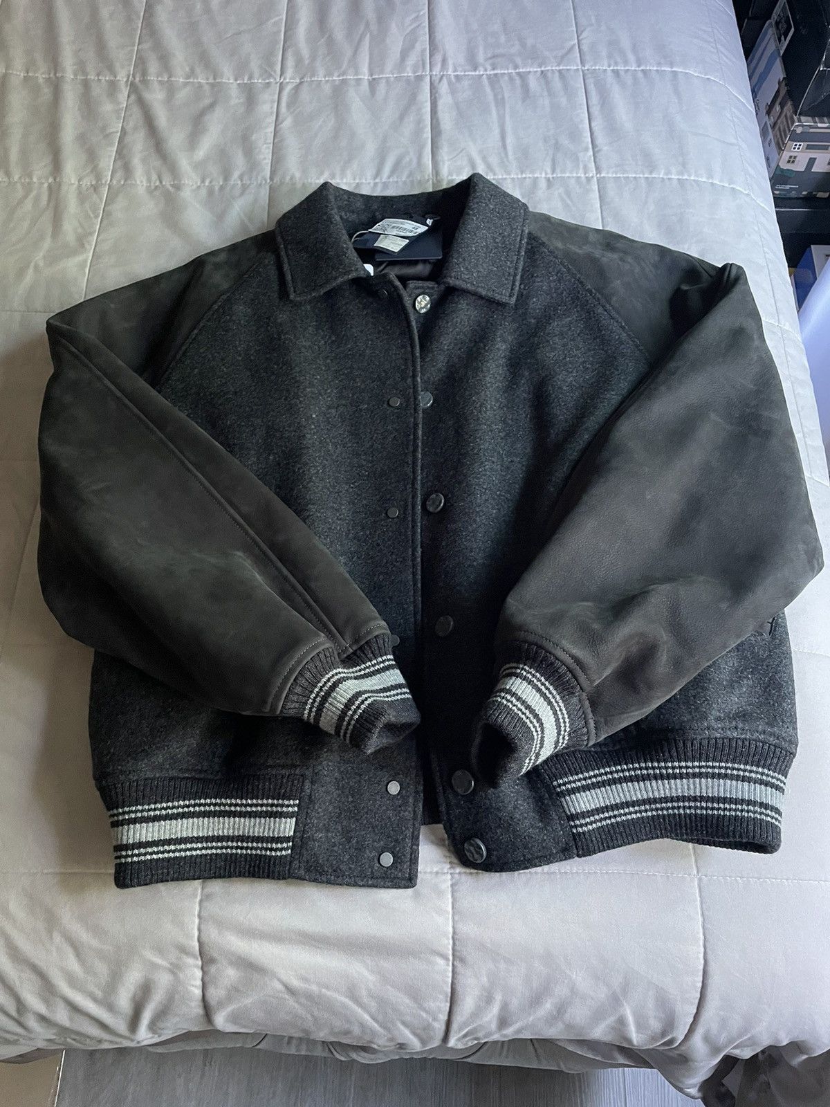 Louis Vuitton Louis Vuitton Africa Embroidered Wool Suede Jacket Size US M / EU 48-50 / 2 - 2 Thumbnail