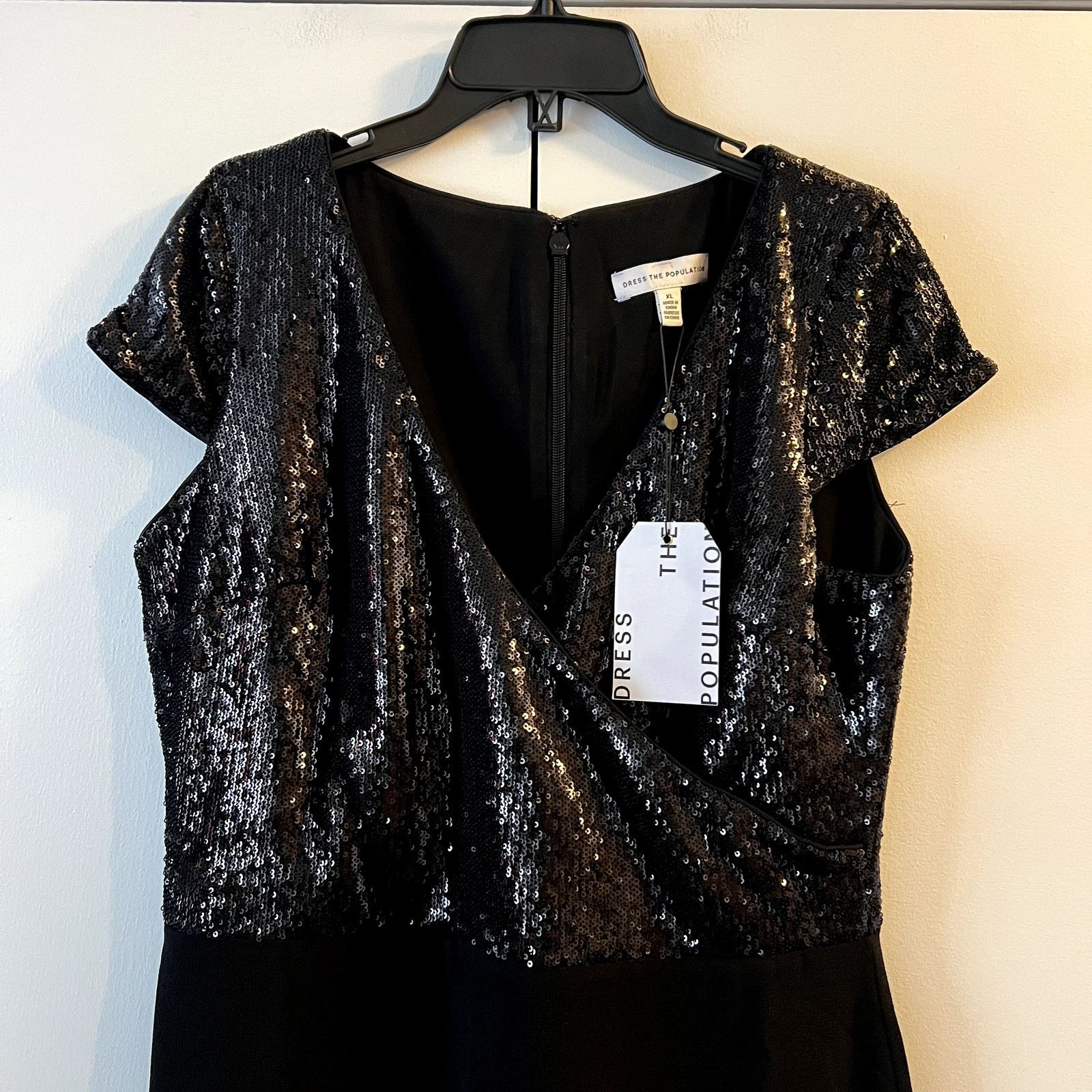 Dress the Population Dress The Population Jaleah Bodycon Sequin Midi Dress XL Size XL / US 12-14 / IT 48-50 - 5 Thumbnail