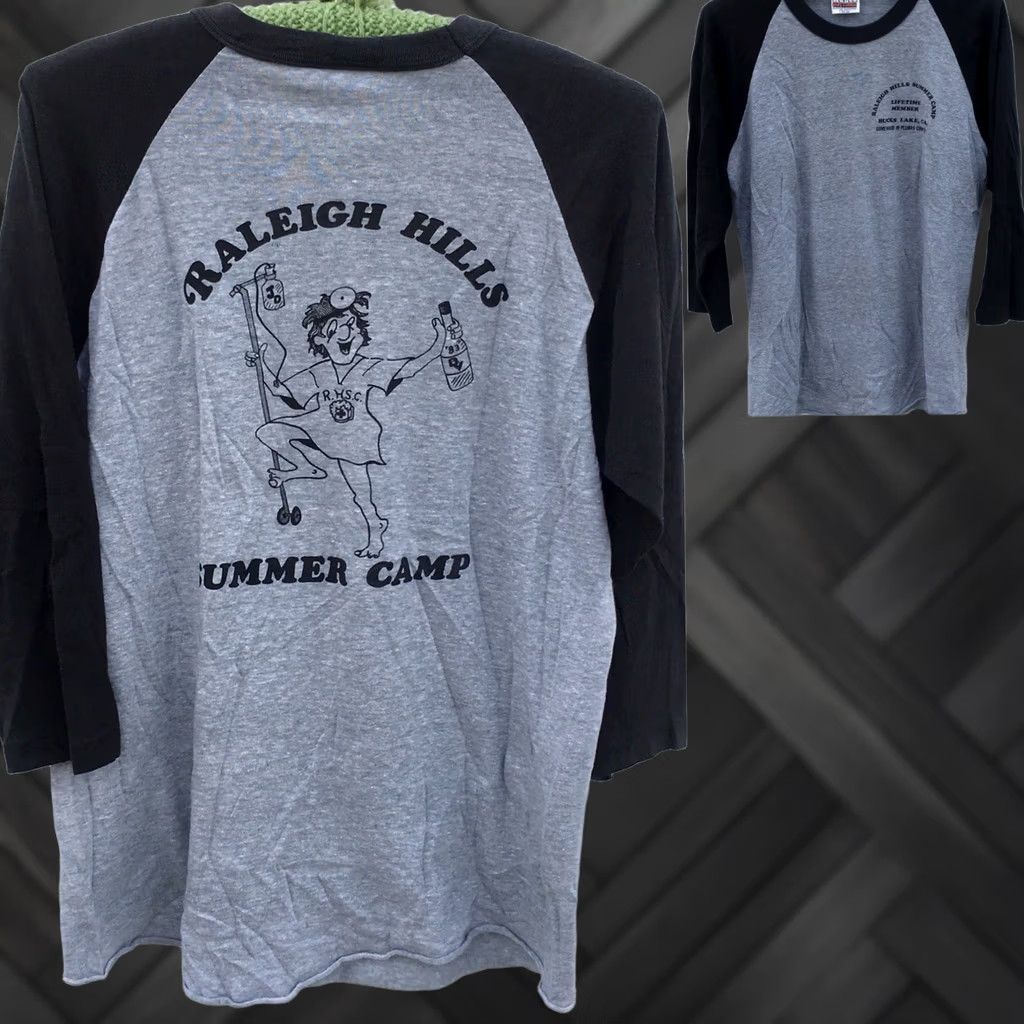 Hanes VINTAGE Raleigh Hills Summer Camp Raglan T Shirt 1980s 80s Sz L Men Heather Gray & Black Hanes Poly cotton 65% Cotton 35% Polyester Graphic Tee Size US L / EU 52-54 / 3 - 1 Thumbnail