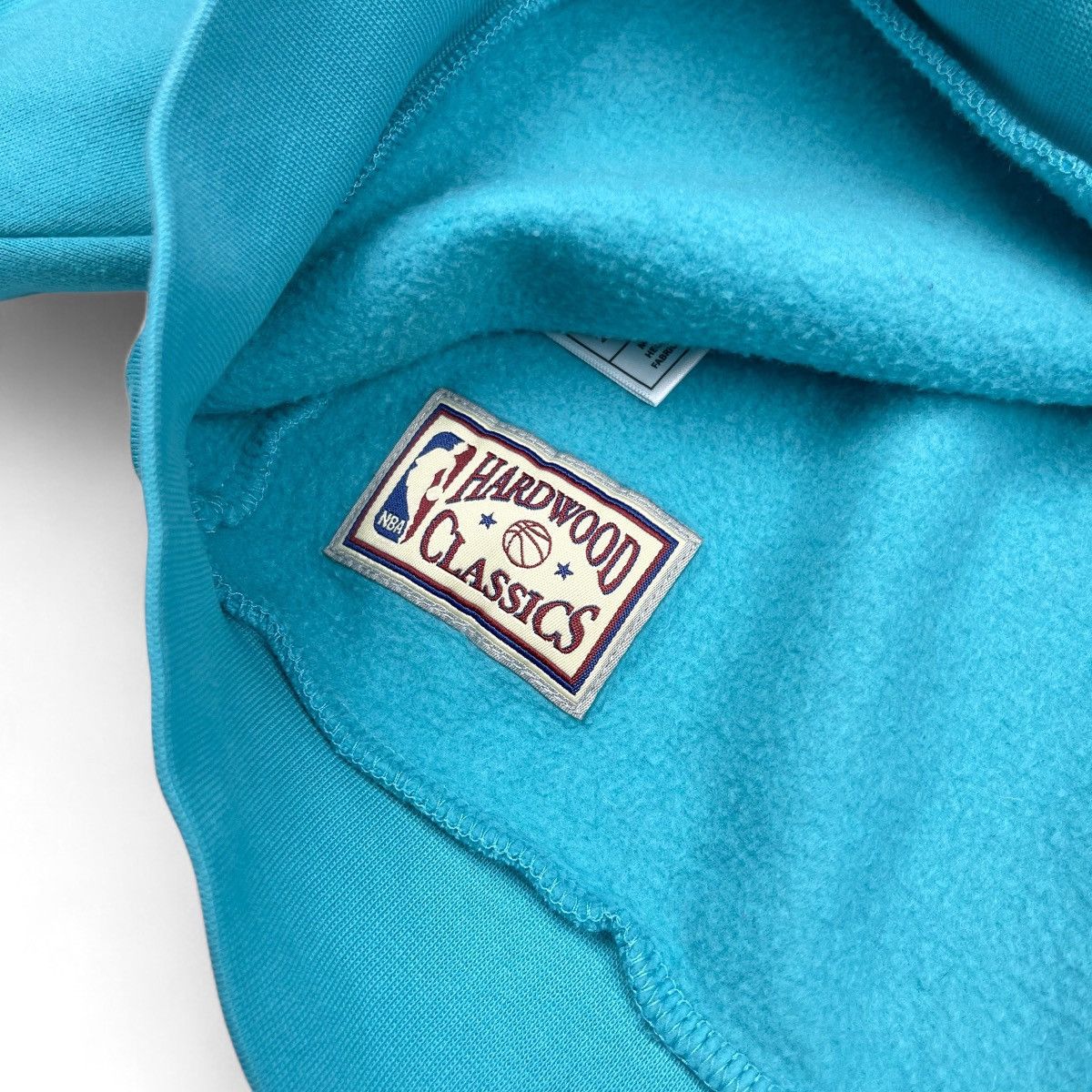 NBA NBA Vancouver Grizzlies x Mitchell & New Crew Sweatshirt Size US L / EU 52-54 / 3 - 5 Thumbnail