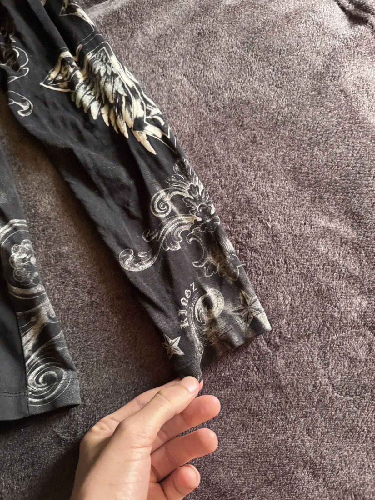 Vintage Vintage Affliction long sleeve with rhinestones y2k Japaness Size US S / EU 44-46 / 1 - 10 Thumbnail