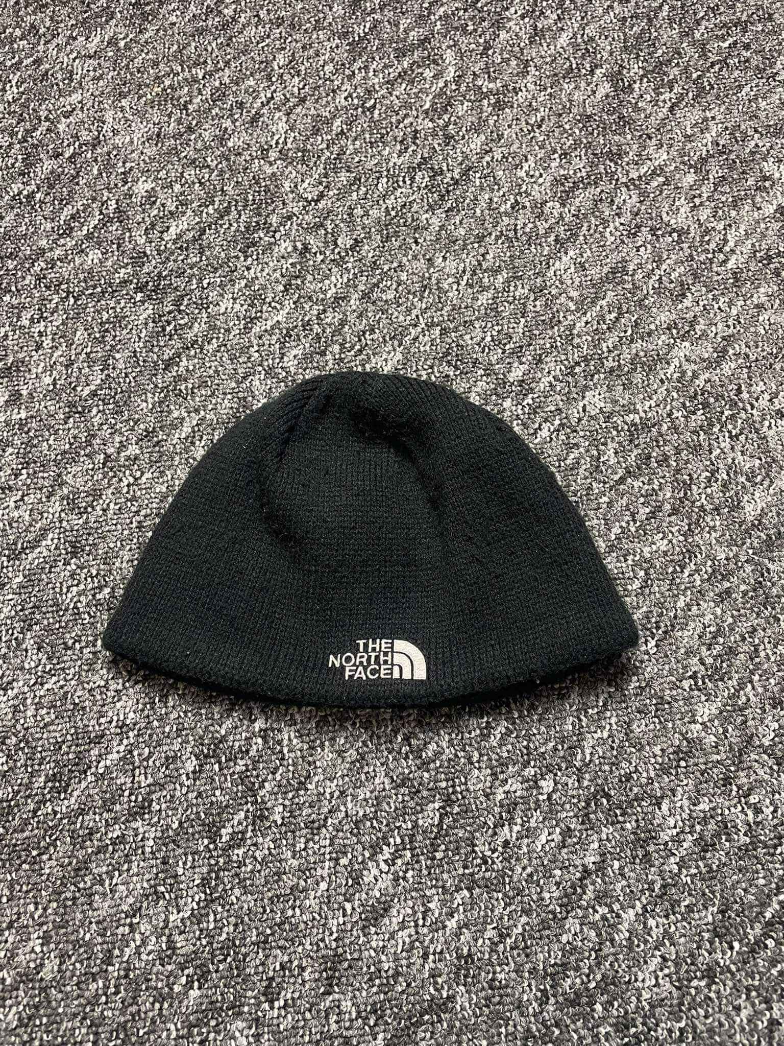 The North Face × Vintage Vintage retro style winter hat cap The North Face Logo y2k Size ONE SIZE - 1 Thumbnail