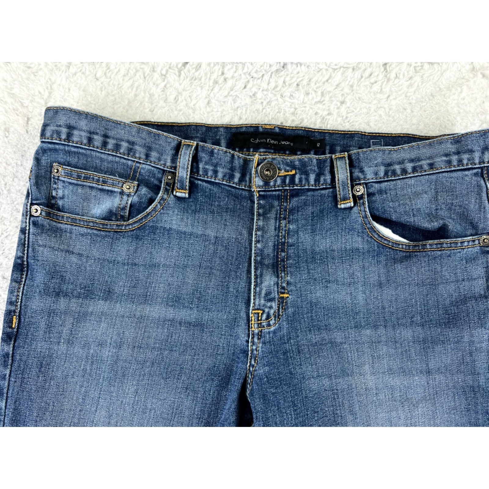 Calvin Klein Calvin Klein Jeans Women 12 Blue Denim Flared 32x29.5 Cotton Blend 5-Pocket Zipper Distressed Medium Wash Adult Regular Womens Size 34" / US 12 / IT 48 - 4 Thumbnail