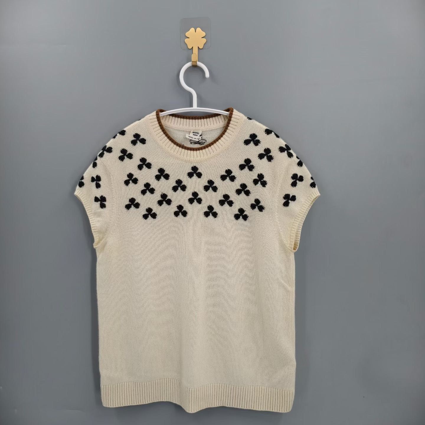 Hermes Hermes Sweater XS Women Size XS / US 0-2 / IT 36-38 - 1 Thumbnail