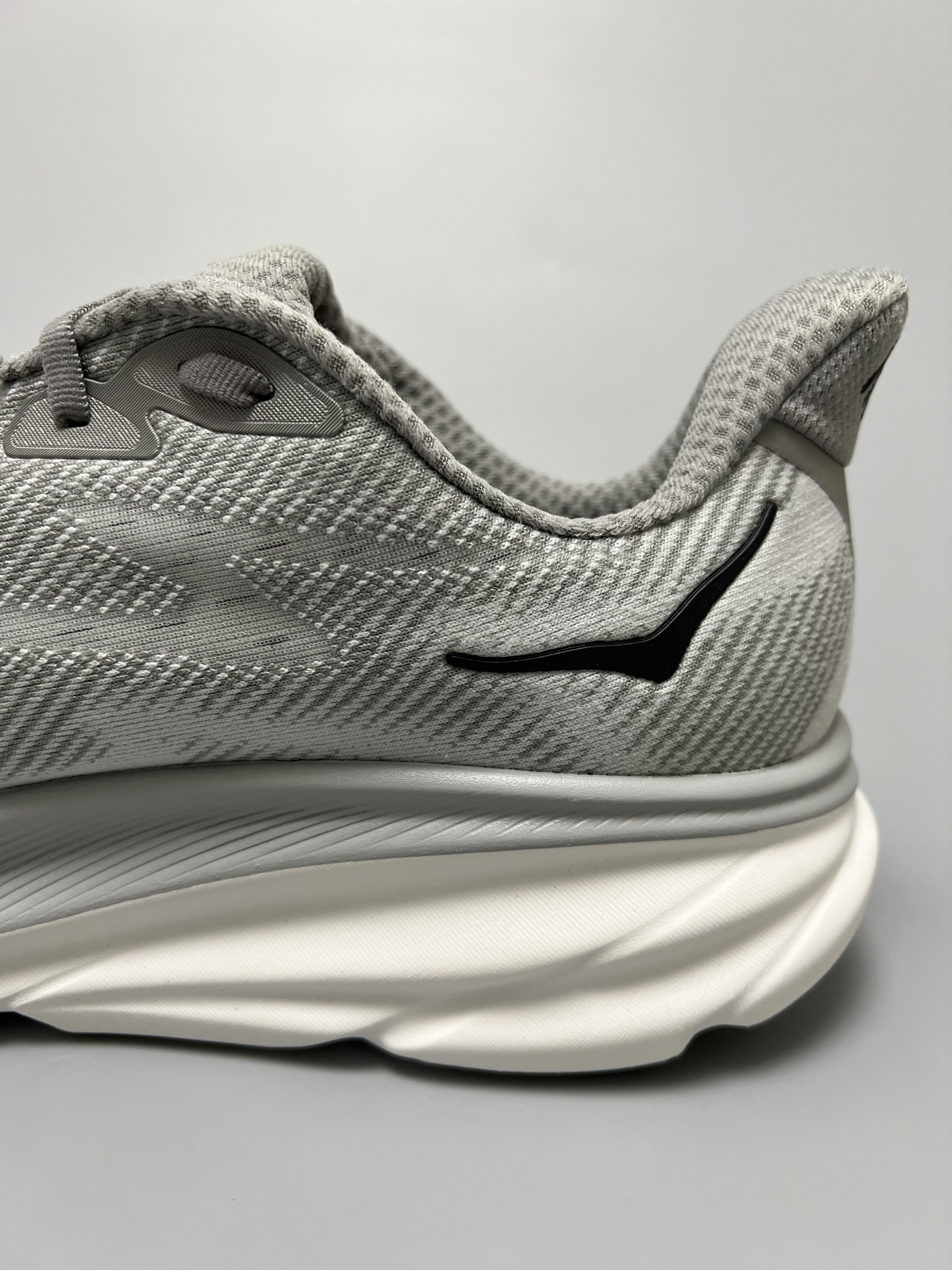 Hoka 11.5EE Hoka One One Clifton 9 Wide Running Shoes Walking Gym Size US 11.5 / EU 44-45 - 11 Thumbnail