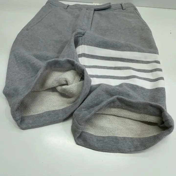 Thom Browne Thom Browne Classic Grey Cotton Casual Shorts -2507 Size US 40 / EU 56 - 5 Thumbnail