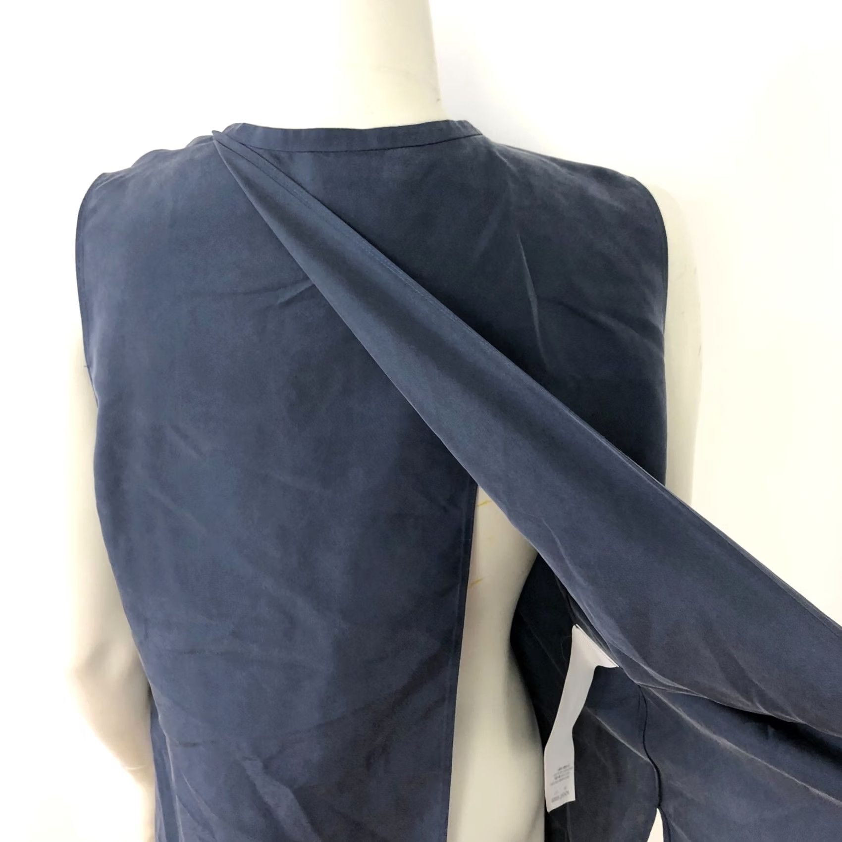 Emporio Armani VINTAGE Not; wait. Size L / US 10 / IT 46 - 5 Thumbnail