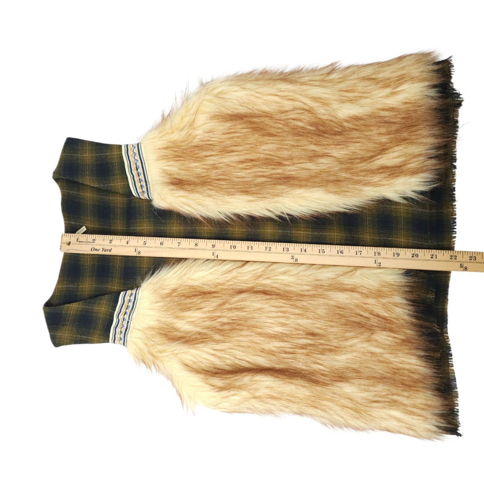 BKE BKE Gimmicks Faux Fur Vest S Brown Green Plaid Boho Shaggy Size S / US 4 / IT 40 - 5 Thumbnail