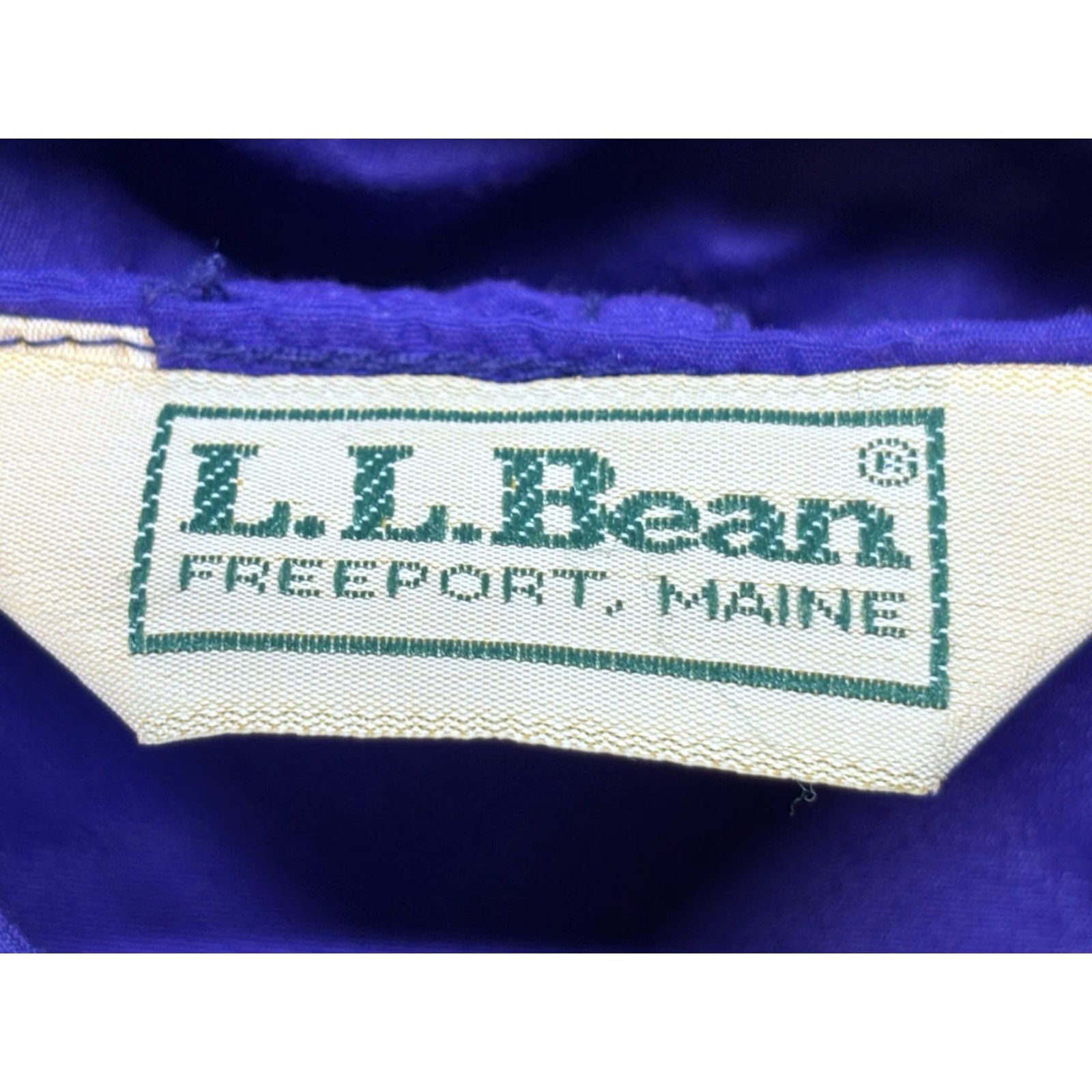 Vintage VINTAGE LL BEAN Windbreaker Jacket Mens Small Purple Anorak Hooded Nylon Made USA 90s Outdoor Ski Windproof Water Resistant Mens Jacket Size US S / EU 44-46 / 1 - 5 Thumbnail