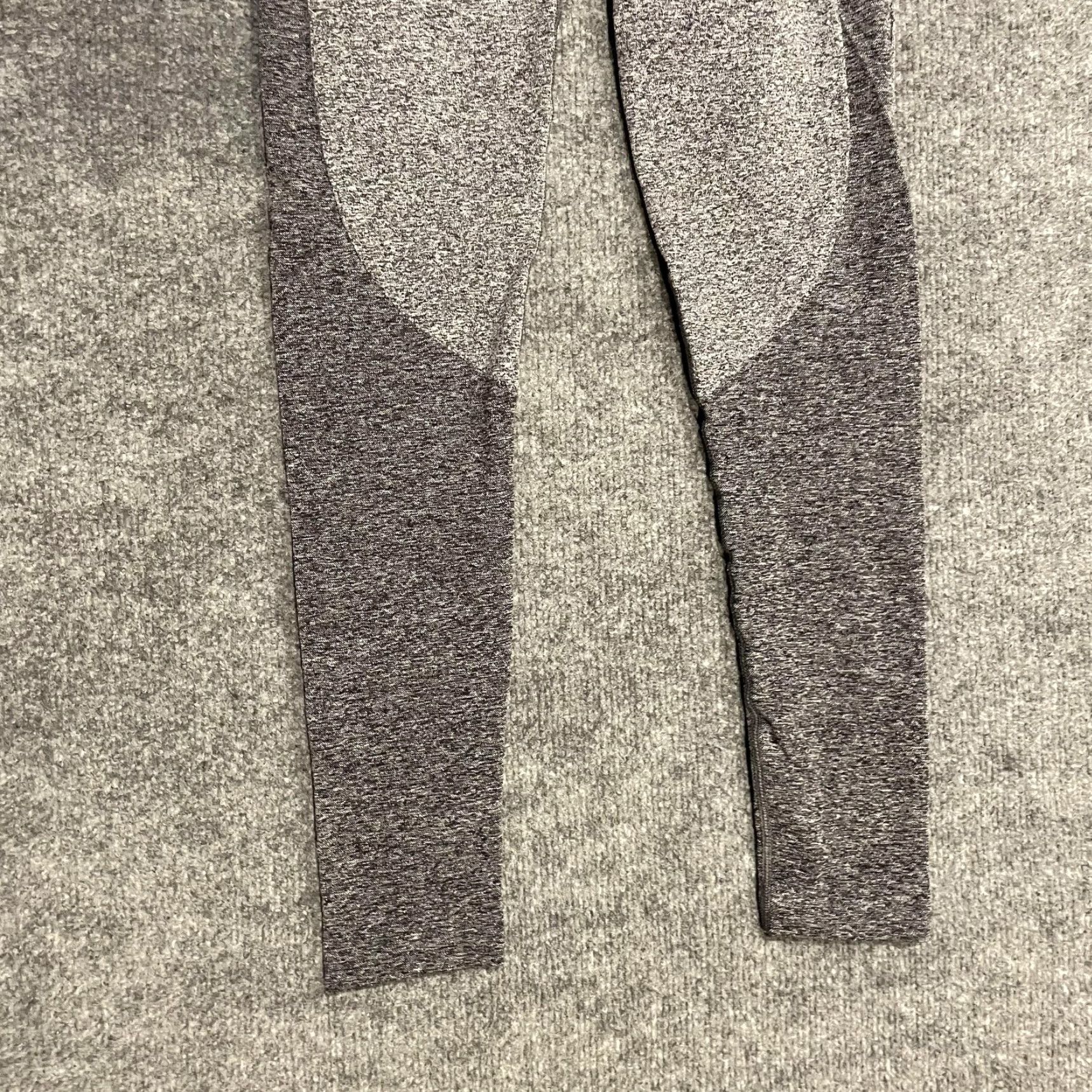 Gymshark GYMSHARK Dry Compression Leggings Womens S Gray Flecked Base Layer Pants Size 28" / US 6 / IT 42 - 6 Thumbnail