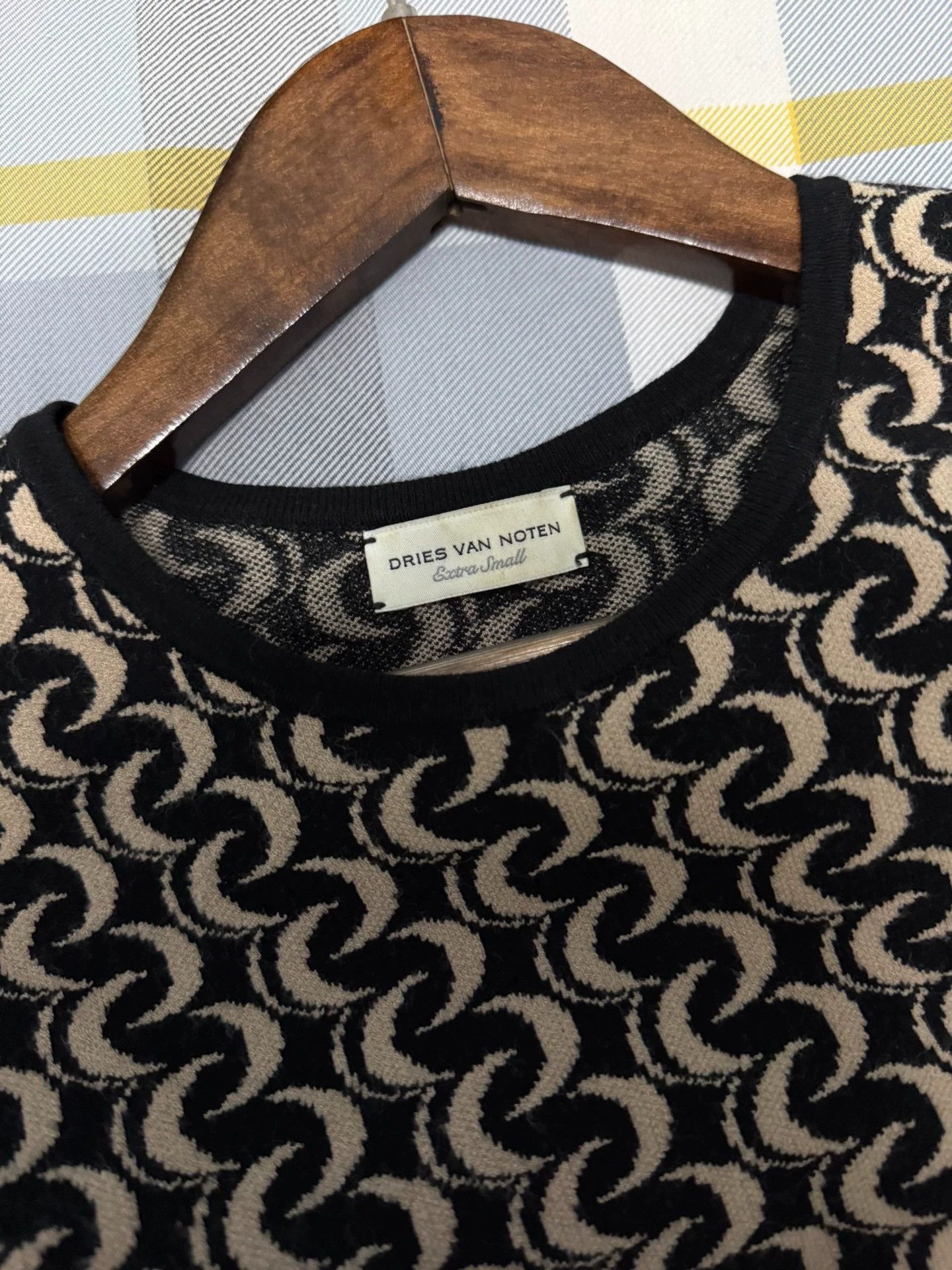 Dries Van Noten Dries Van Noten DVN patterned knit vest women's 95 new Size XS / US 0-2 / IT 36-38 - 5 Thumbnail