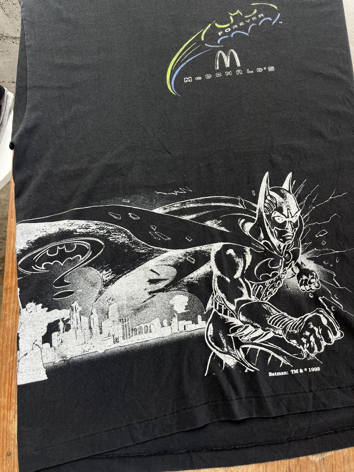 DC Comics × Vintage Vintage Batman Forever McDonald’s Dc.Comics 1995’s Tshirt Size US XL / EU 56 / 4 - 7 Thumbnail