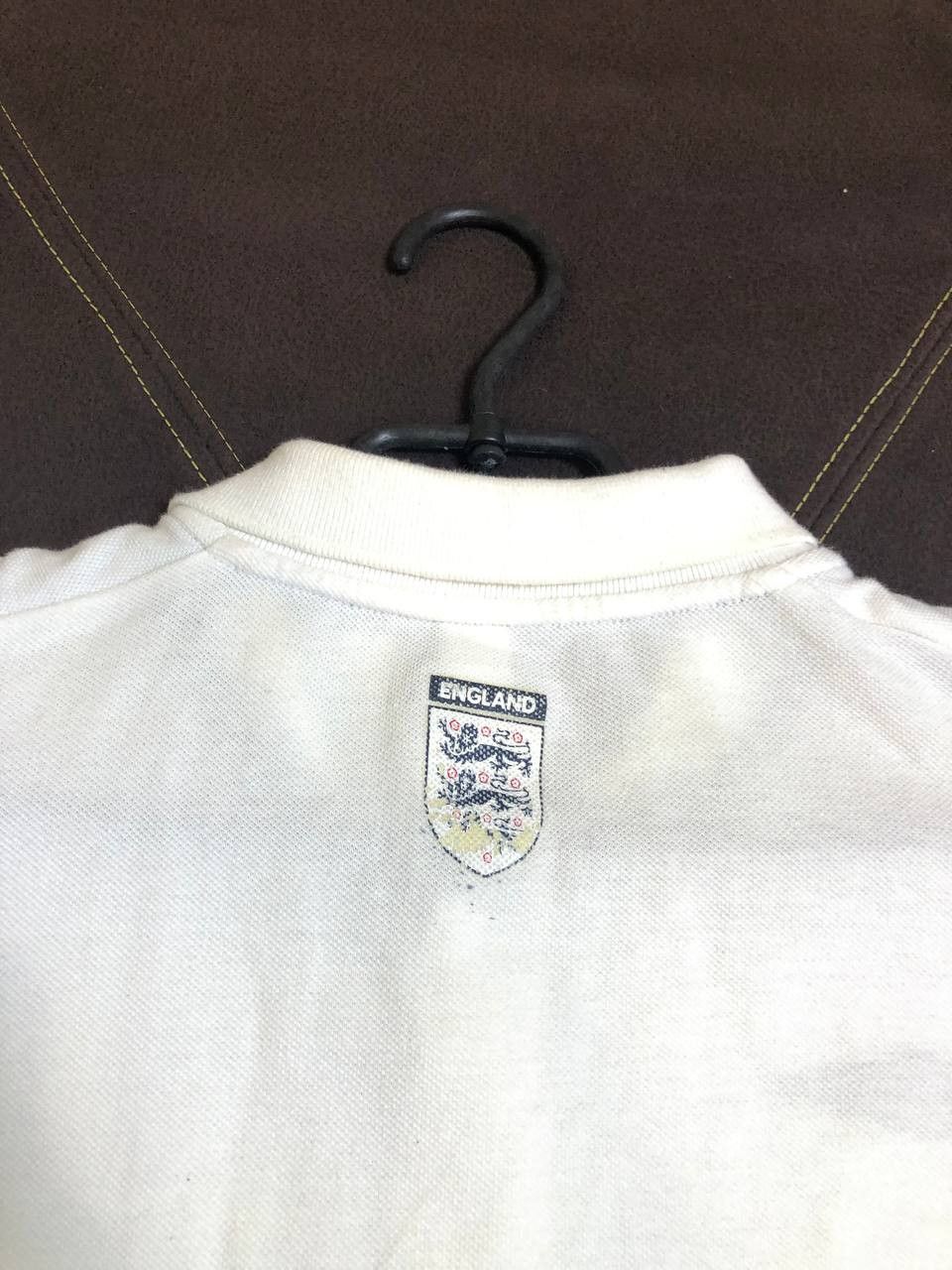 Umbro ENGLAND TEAM FOOTBALL POLO SHIRT JERSEY TRAINING UMBRO Size US L / EU 52-54 / 3 - 15 Thumbnail