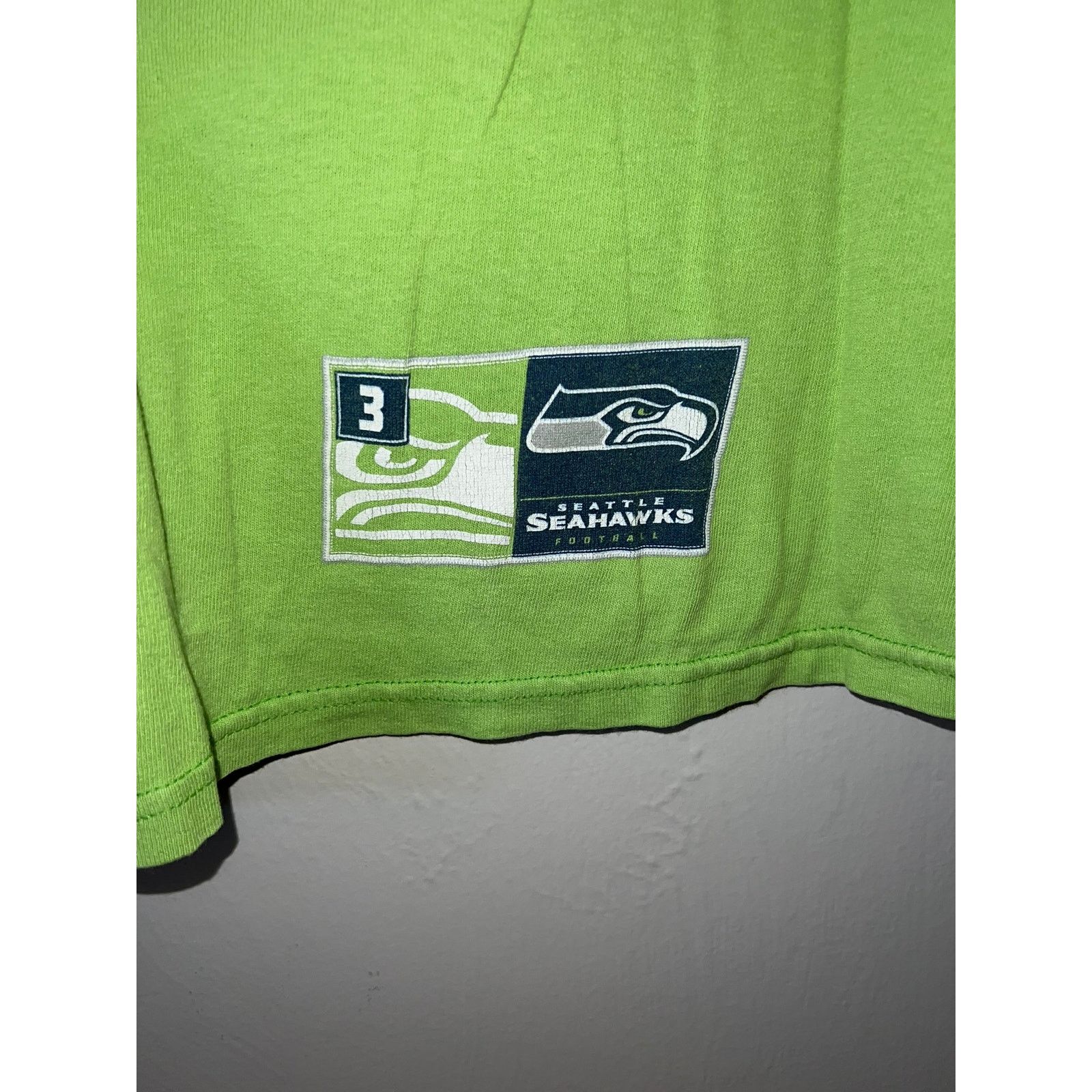 NFL Seattle Seahawks Russell Wilson Shirt #3 Player NFL Tee 2XL Size US XXL / EU 58 / 5 - 4 Thumbnail