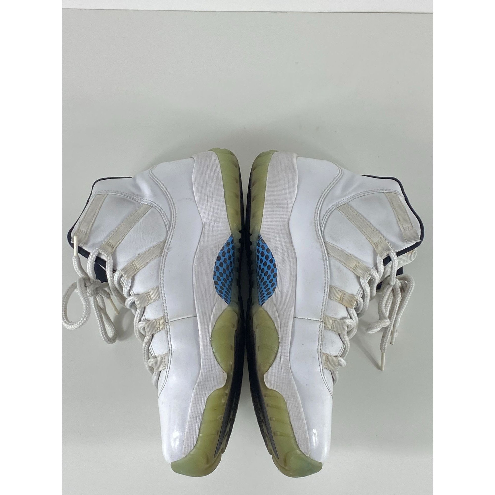 Jordan Brand Air Jordan 11 Retro Legend Blue (2014) Sneakers 378037-117 S Size US 10.5 / EU 43-44 - 4 Thumbnail