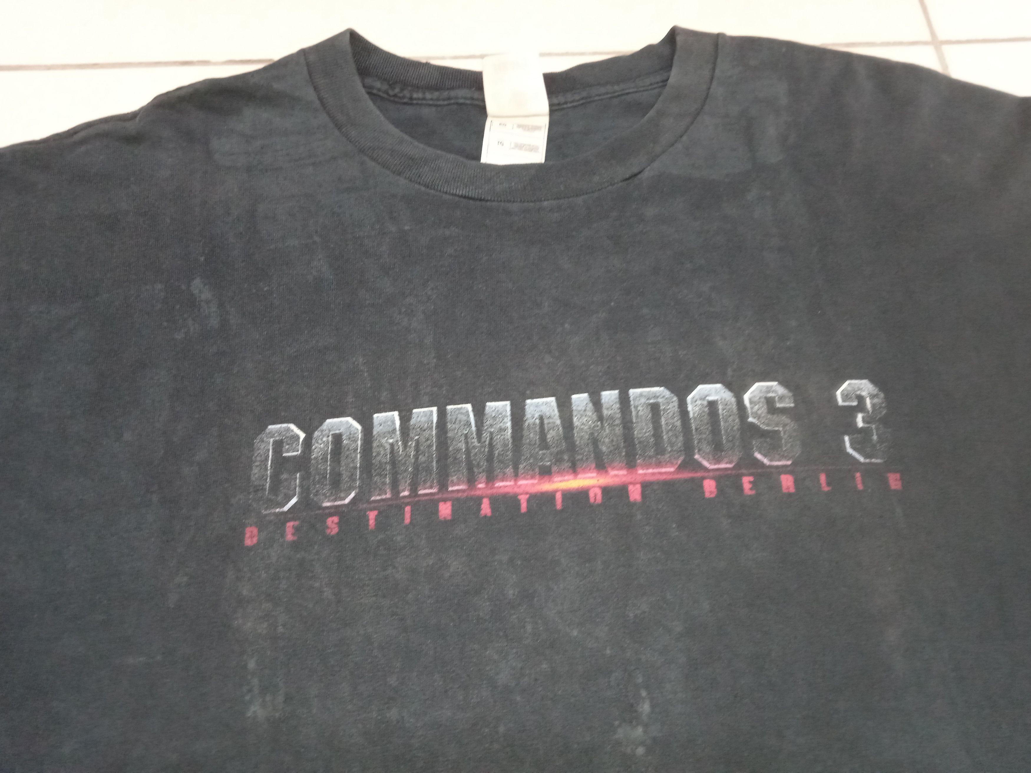 Vintage Vintage 2000s Commandos 3 Destination Berlin T Shirt Xbox Size US XL / EU 56 / 4 - 5 Thumbnail