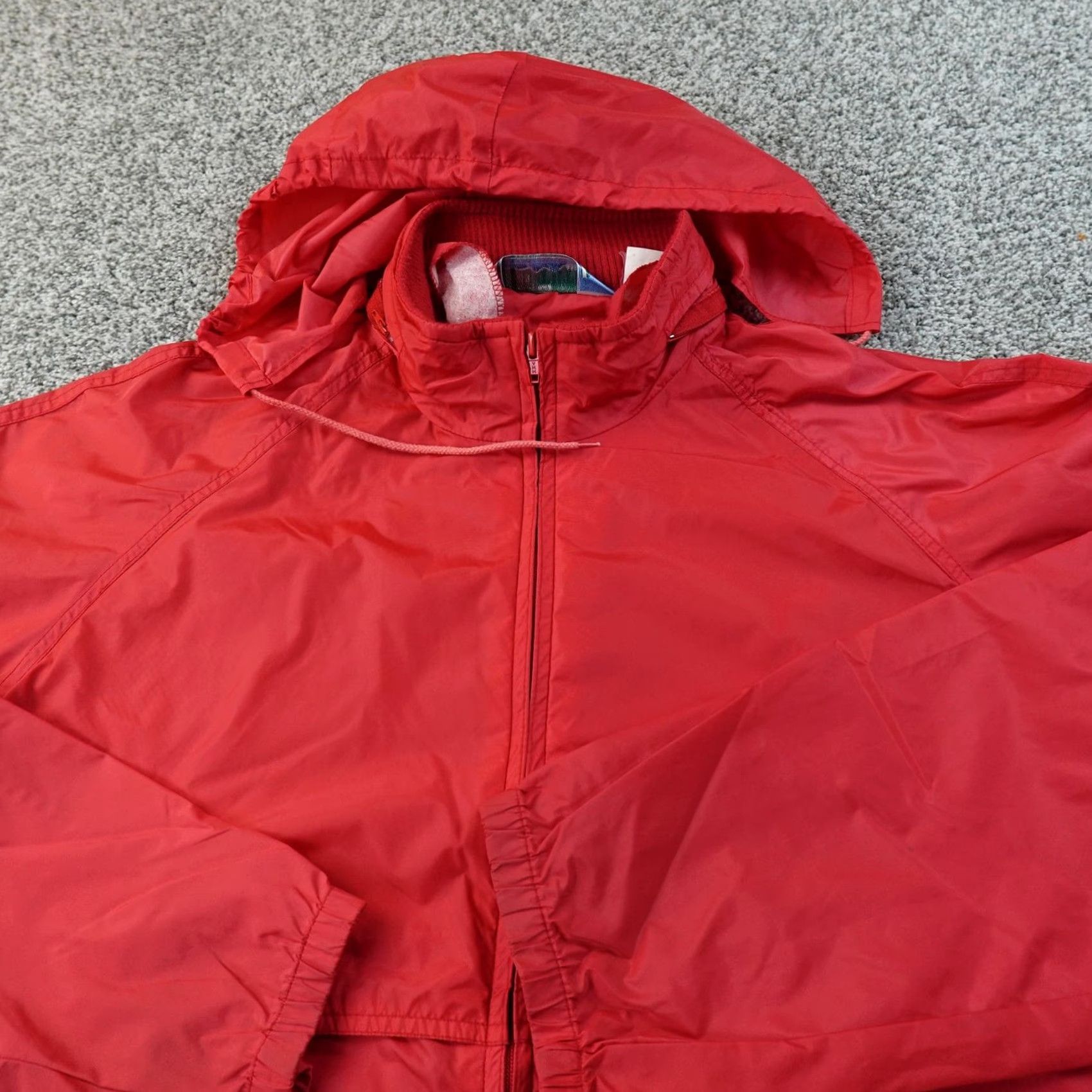 Vintage VINTAGE Woolrich Jacket Mens L Red Teton Hooded Full Zip Windbreaker Coat Outdoor Size US L / EU 52-54 / 3 - 3 Thumbnail