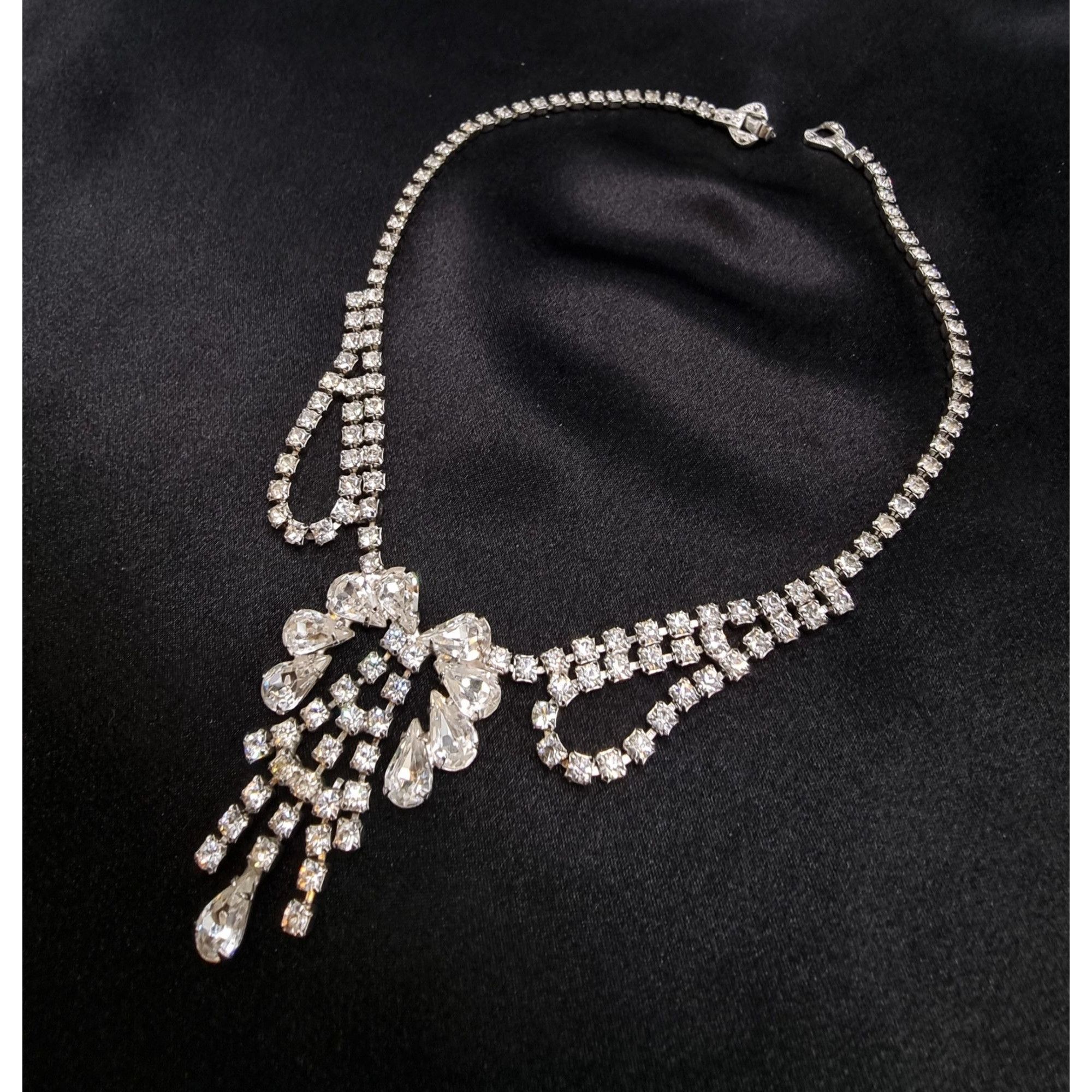 Vintage Vintage 1950's-1960's Rhinestone Choker Necklace Size ONE SIZE - 4 Thumbnail