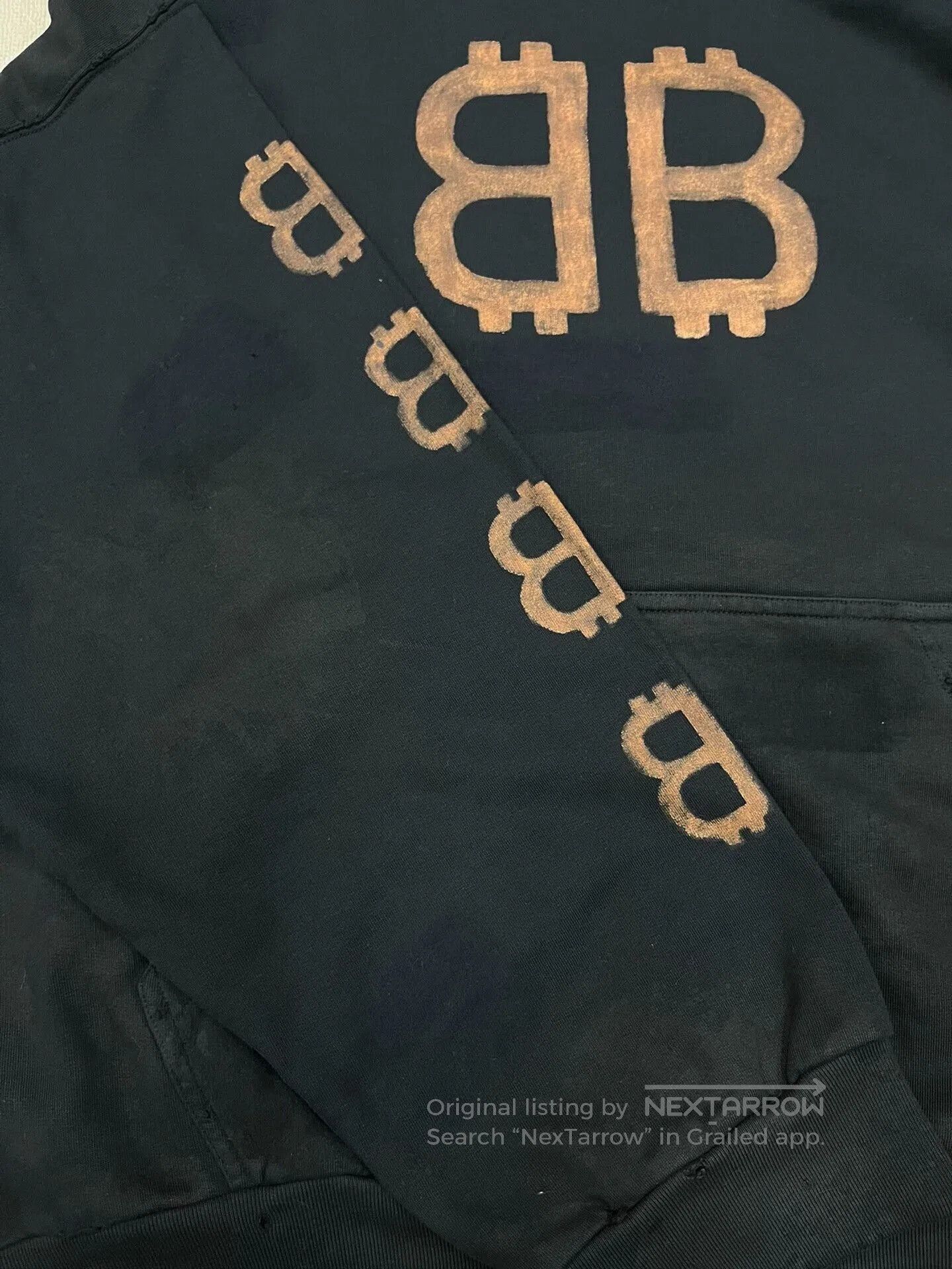 Balenciaga balenciaga bitcoin hoodie in black. Size US M / EU 48-50 / 2 - 3 Thumbnail
