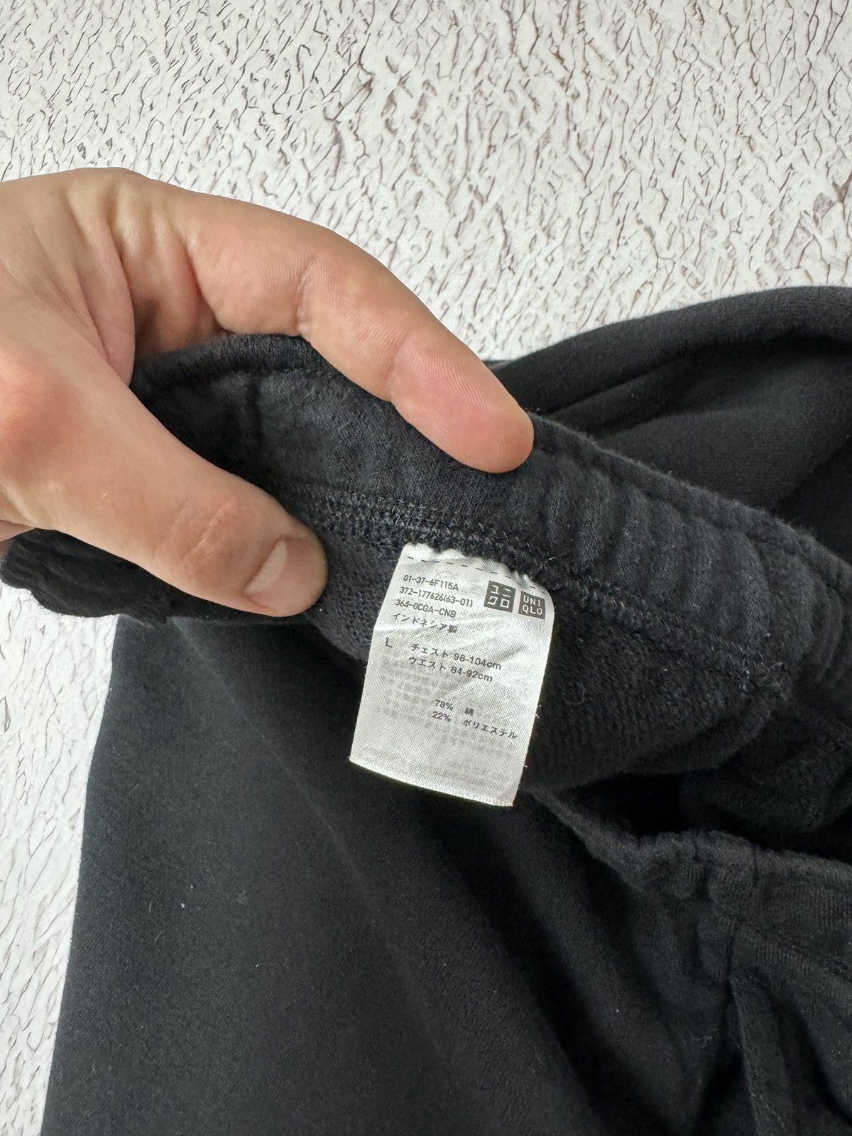 Japanese Brand Uniqlo black basic blank sweatpants Size US 34 / EU 50 - 8 Thumbnail