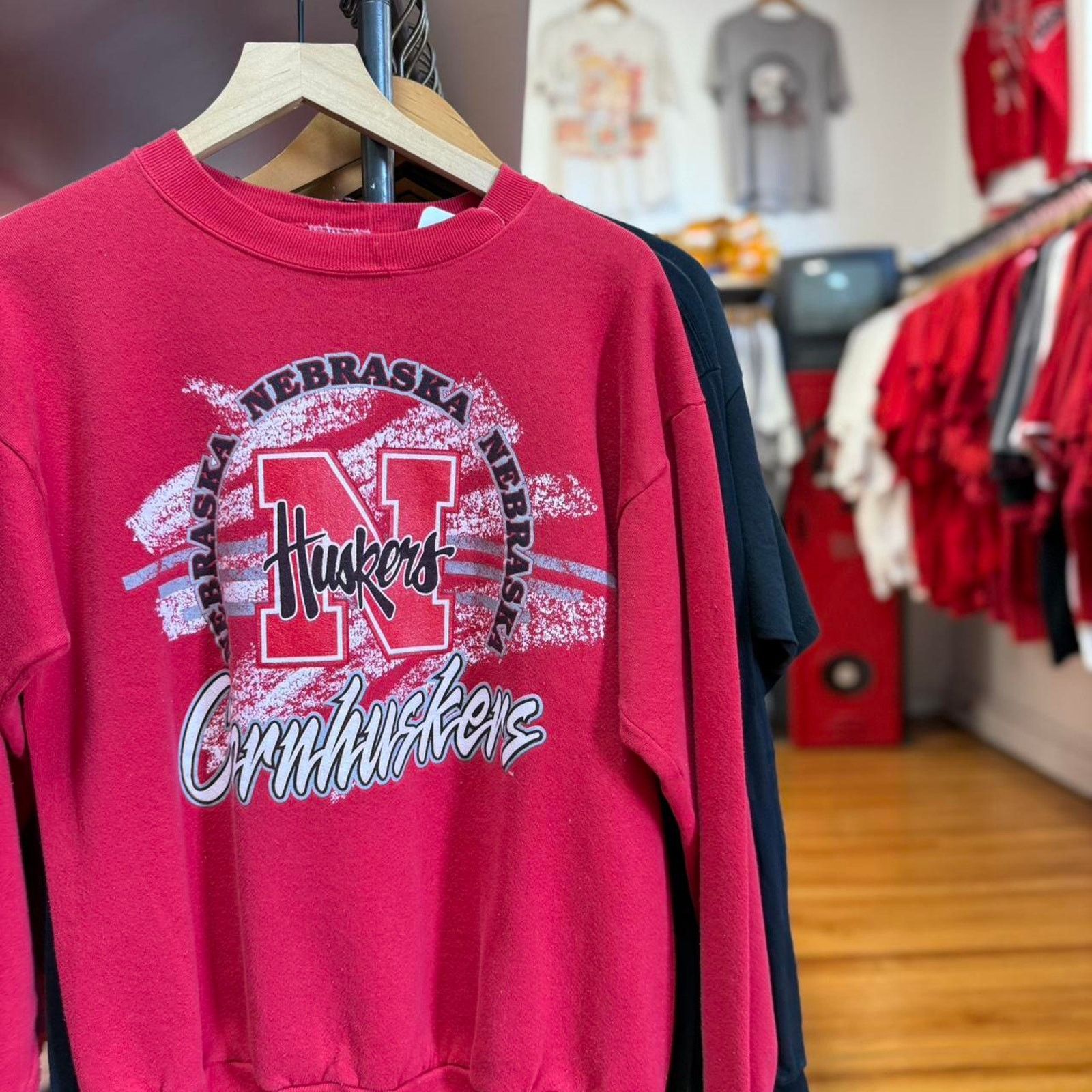 Vintage Vintage 90s Nebraska Cornhuskers Football Crewneck Size US L / EU 52-54 / 3 - 1 Thumbnail