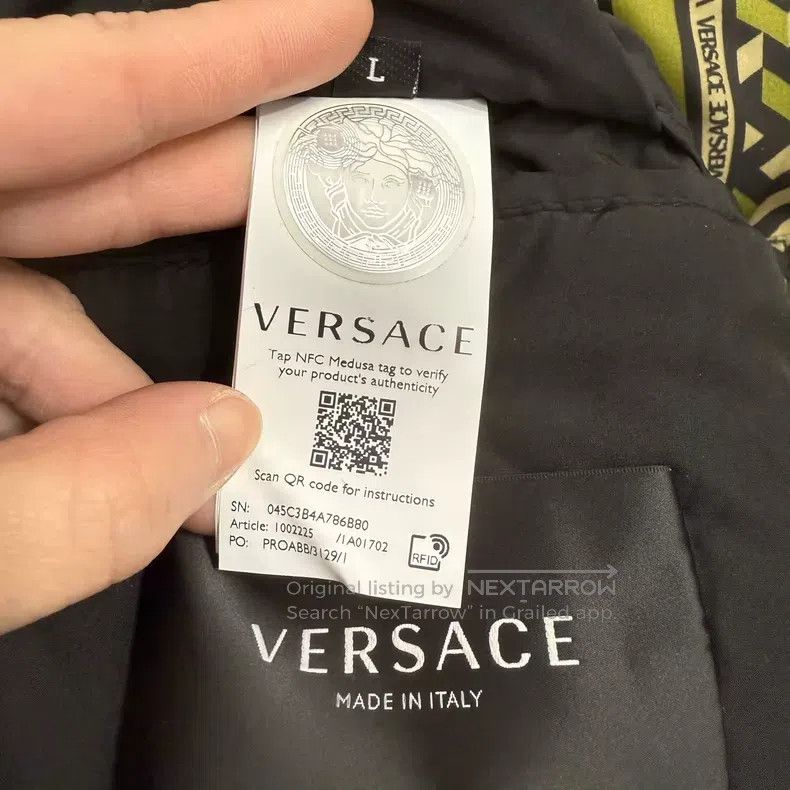 Versace Versace Medusa smiley face printed jacket and cotton jack Size US L / EU 52-54 / 3 - 4 Thumbnail