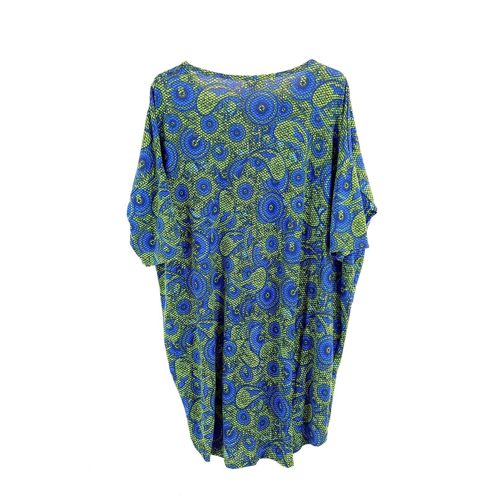 Designer LuLaRoe Blue Green Floral Scoop Neck Short Sleeve Shirt Dres Size XL / US 12-14 / IT 48-50 - 2 Thumbnail