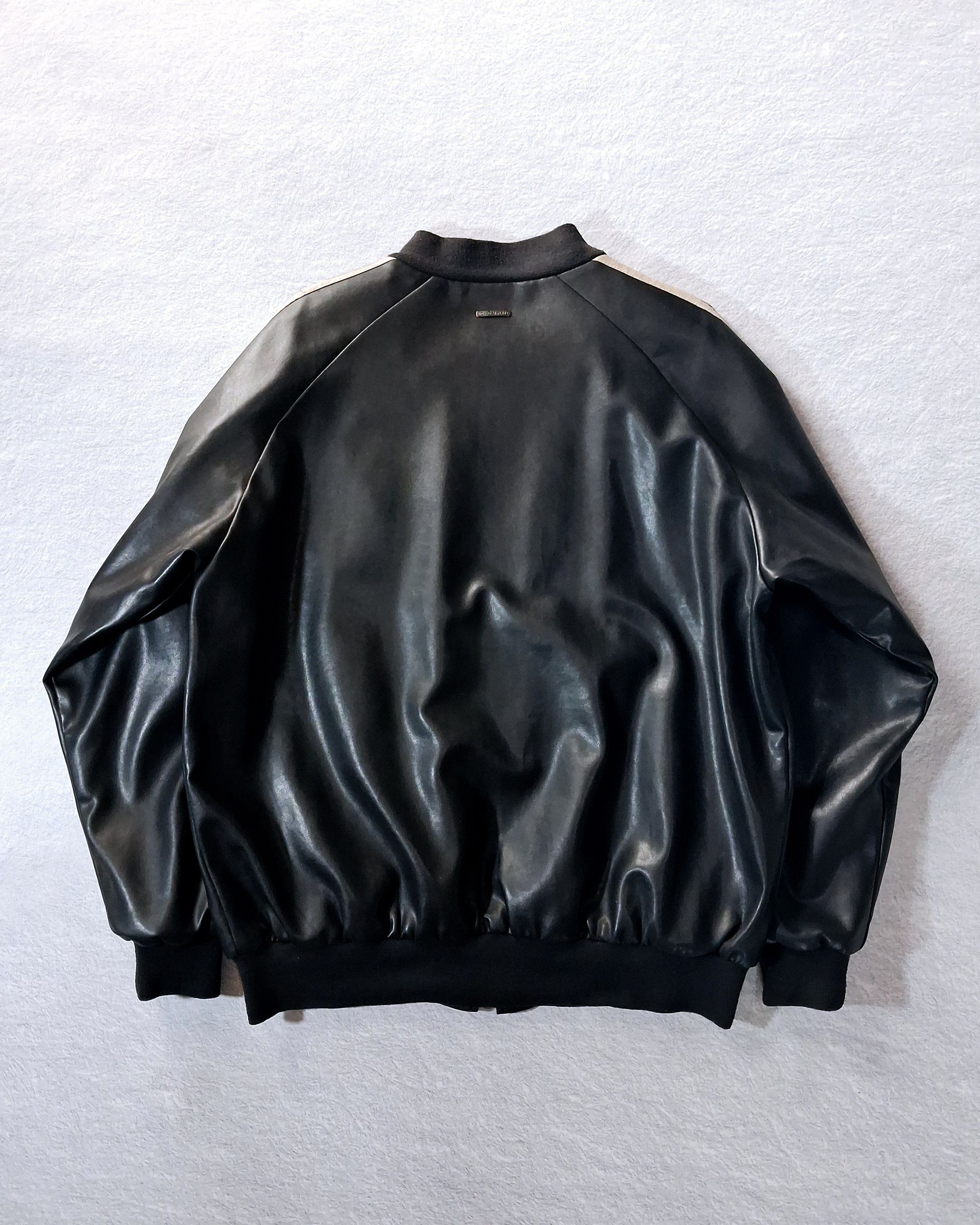 Ecko Unltd. ECKO UNLIMITED STREETBALL NYC POLYURETHANE LEATHER OVERSIZED Size US XL / EU 56 / 4 - 16 Thumbnail