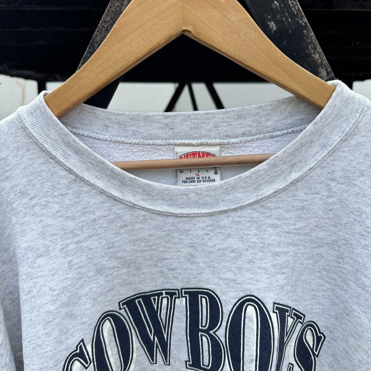 Vintage Vintage 90s Dallas Cowboys Sportswear NFL Sweatshirt Size US XL / EU 56 / 4 - 4 Thumbnail