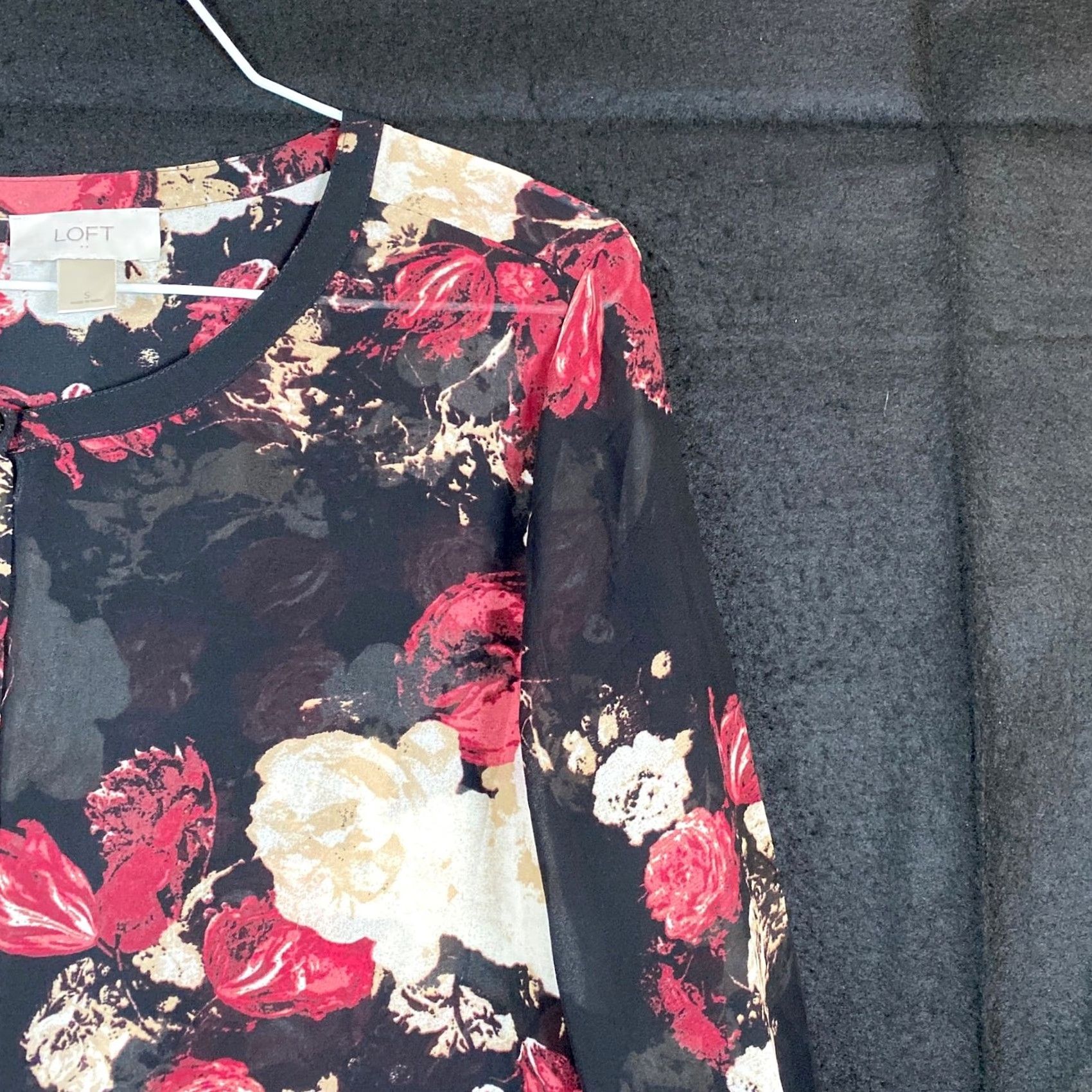 Loft LOFT Blouse Black Floral Casual Sheer Round Neck Long Sleeve Bell Sleeve S Women Size S / US 4 / IT 40 - 5 Thumbnail
