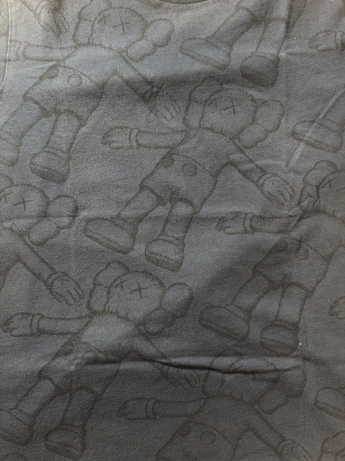 Kaws × Uniqlo Kaws x Uniqlo all over tee Size US S / EU 44-46 / 1 - 2 Thumbnail