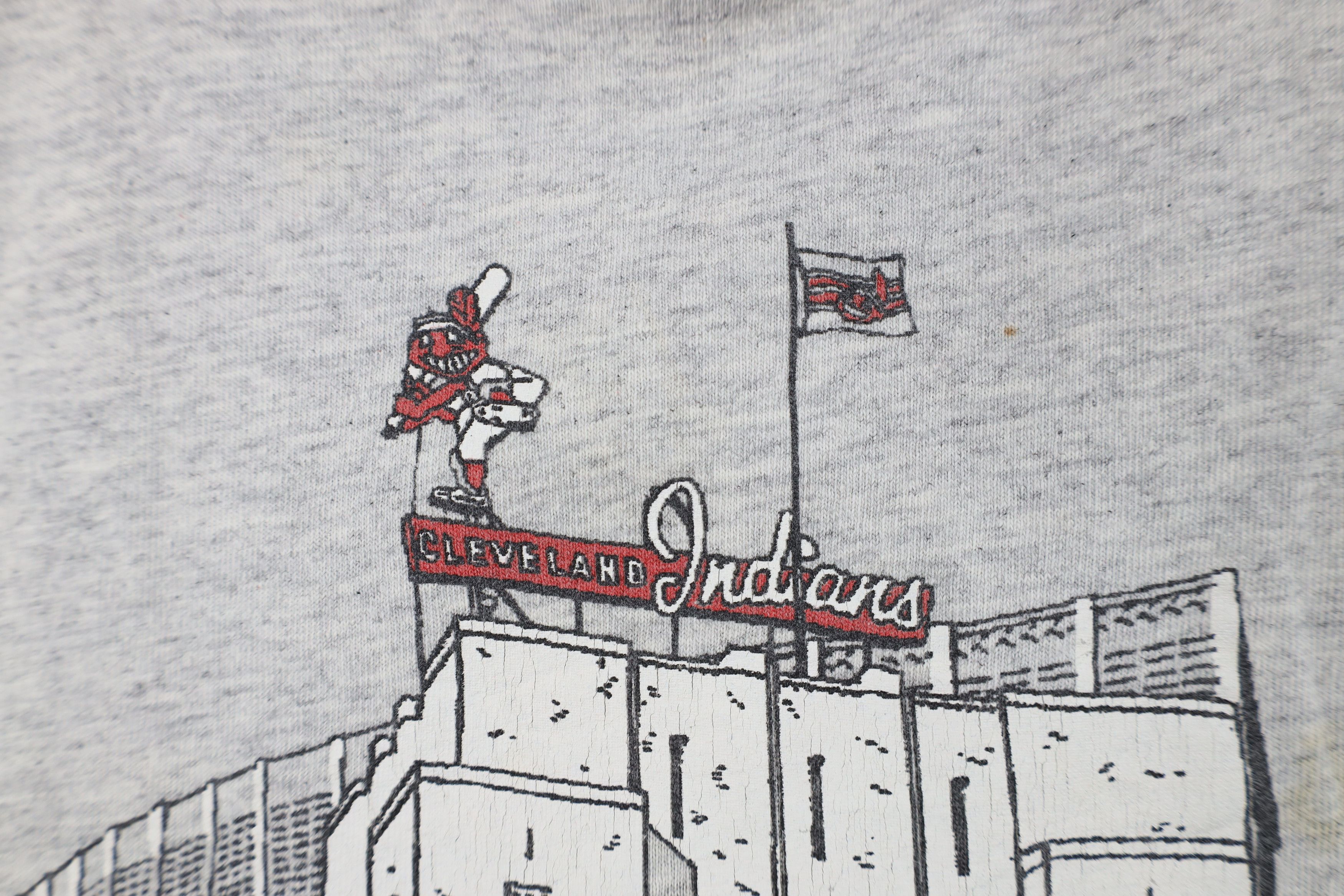 Vintage Vintage 90s Indians Baseball Last Hurrah Stadium T-Shirt USA Size US XL / EU 56 / 4 - 5 Thumbnail