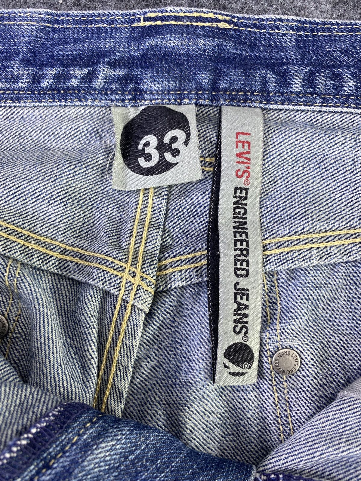 Levi's Vintage Levi's Engineered Jeans Distress Blue Wash - J916 Size US 33 - 7 Thumbnail