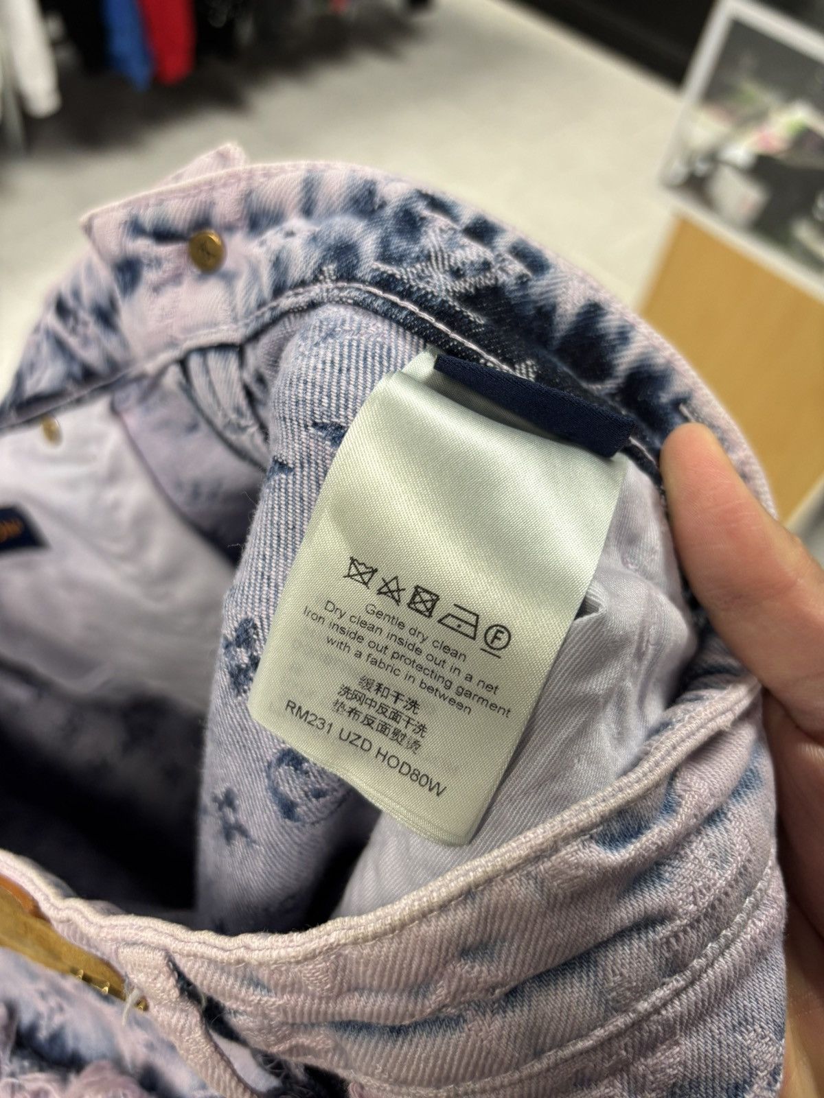 Louis Vuitton Louis Vuitton SS23 Virgil Abloh Carpenter Denim fringe Size US 38 / EU 54 - 9 Thumbnail