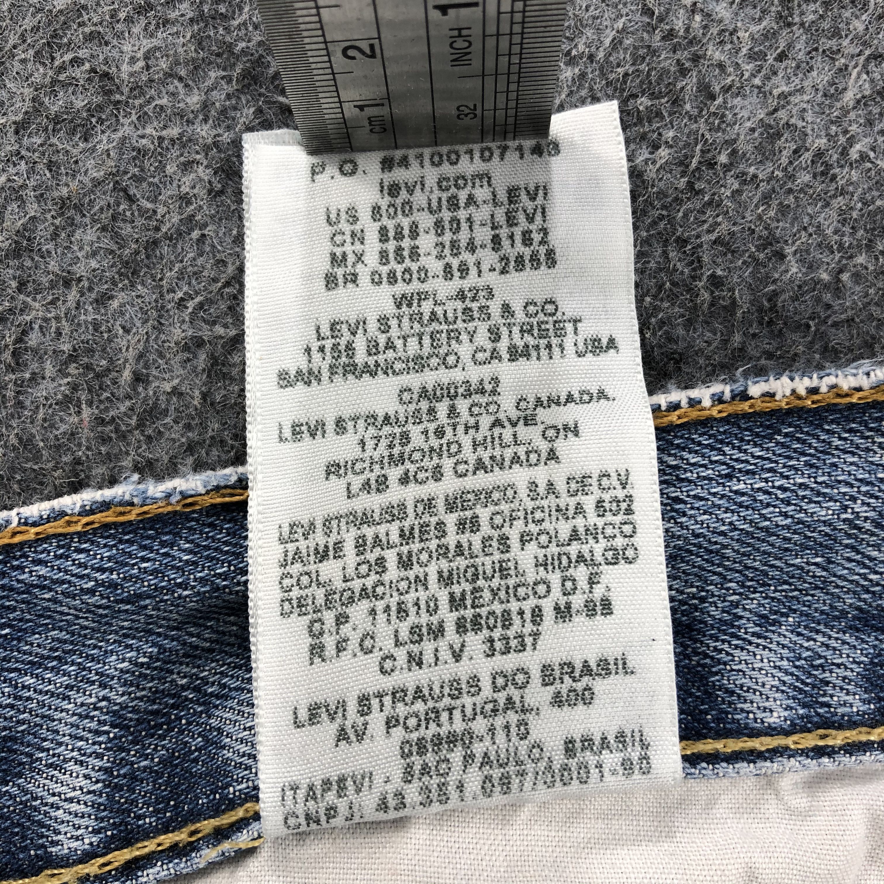 Levi's × Vintage Vintage Light Wash Levis 514 Jeans-JM1967 Size US 34 / EU 50 - 12 Thumbnail