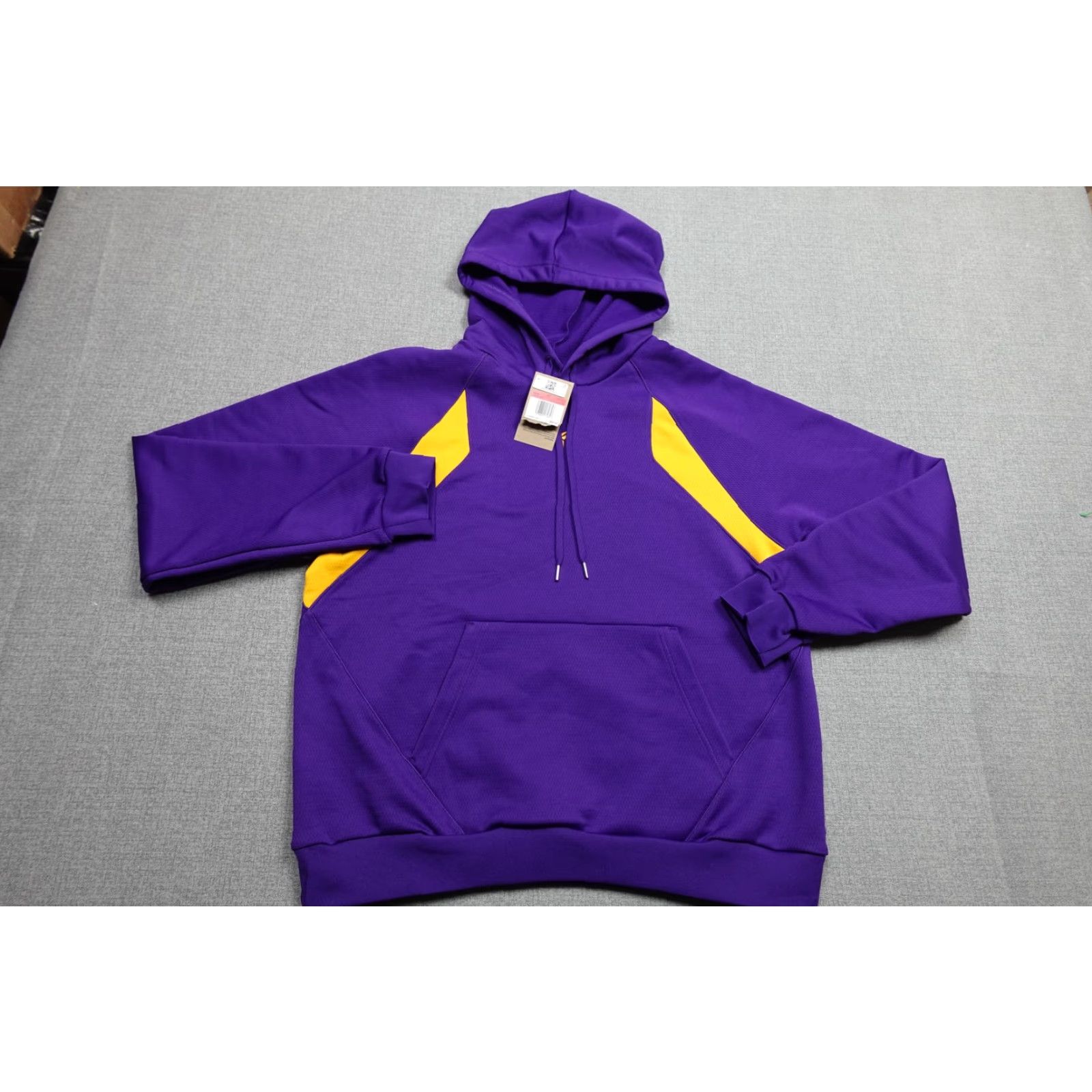 Nike Nike Sweatshirt Mens Large Purple Kobe Therma-FIT Fleece Basketball Pullover NWT Hoodie Size US L / EU 52-54 / 3 - 3 Thumbnail