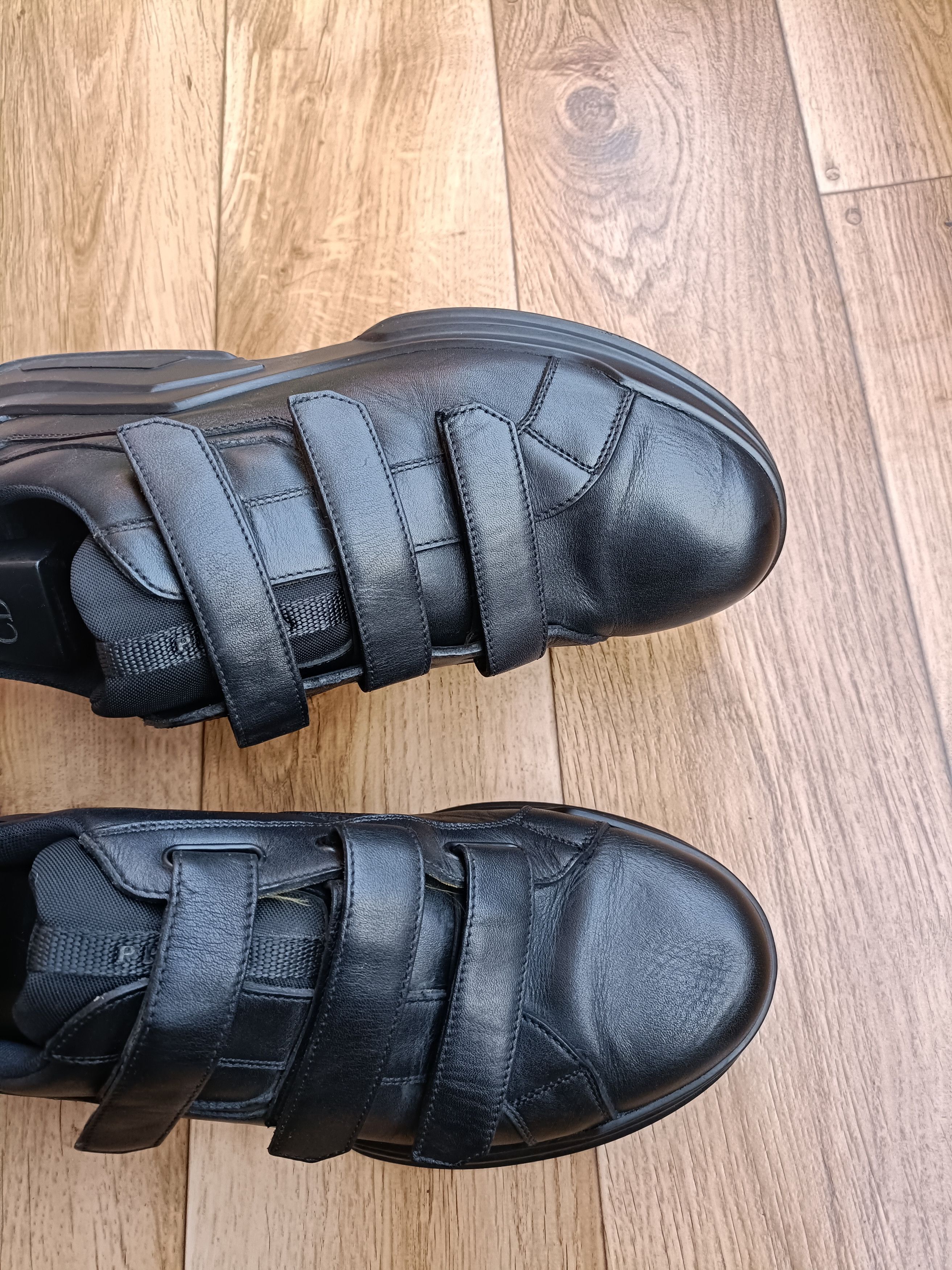Prada Prada Velcro Strap Vintage Sneakers Size US 10.5 / EU 43-44 - 14 Thumbnail