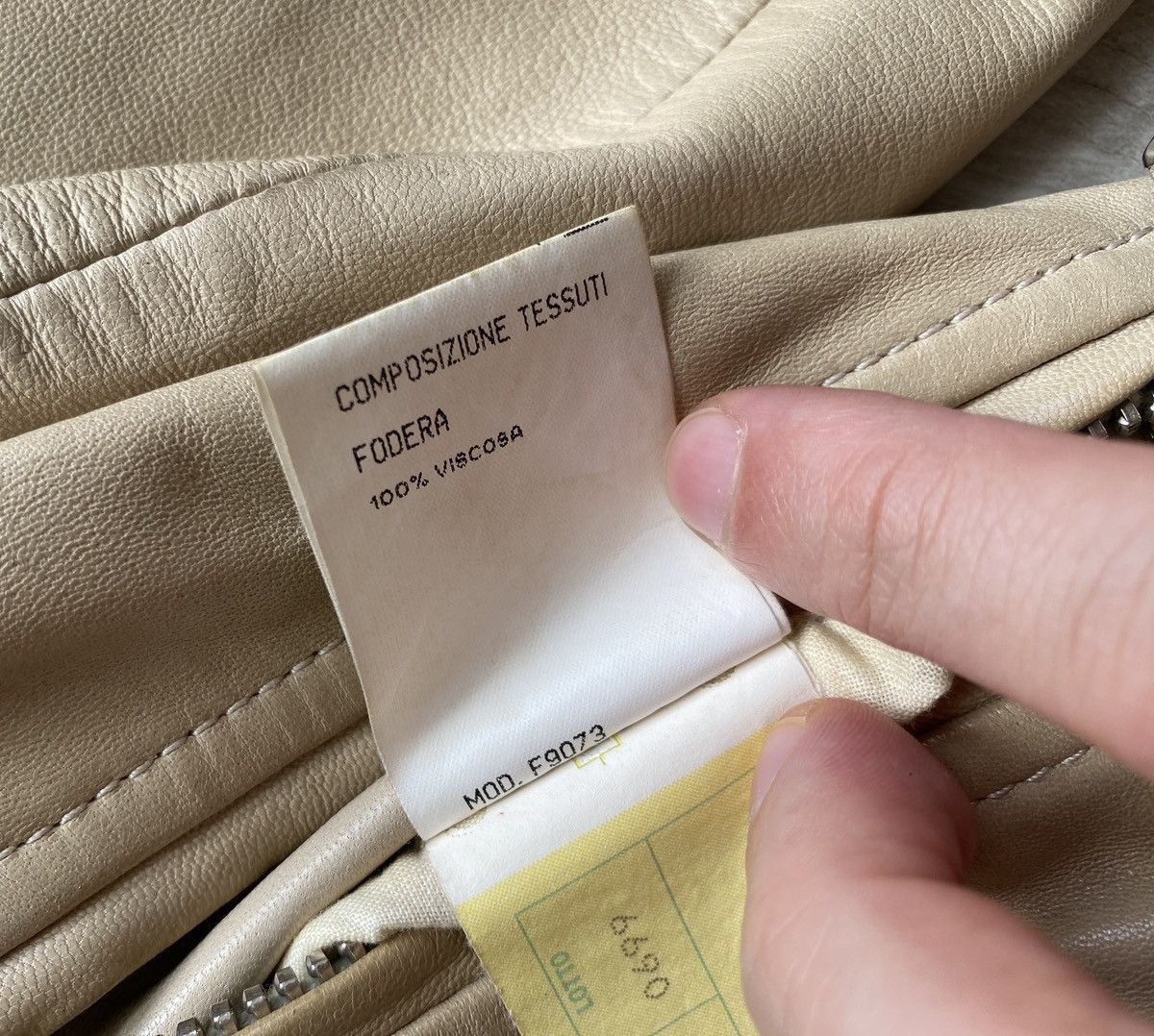 Dolce & Gabbana Dolce & Gabbana Beige Leather Bomber Jacket Size M / US 6-8 / IT 42-44 - 11 Thumbnail