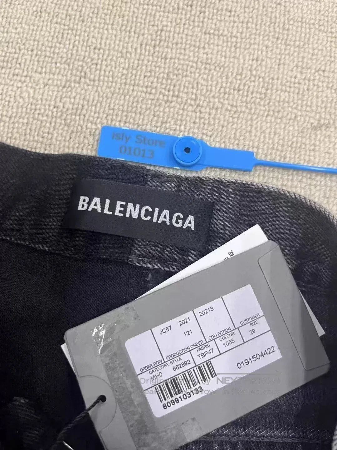 Balenciaga Balenciaga Black Gray Fringe Baggy Denim Shorts. Size US 29 - 4 Thumbnail