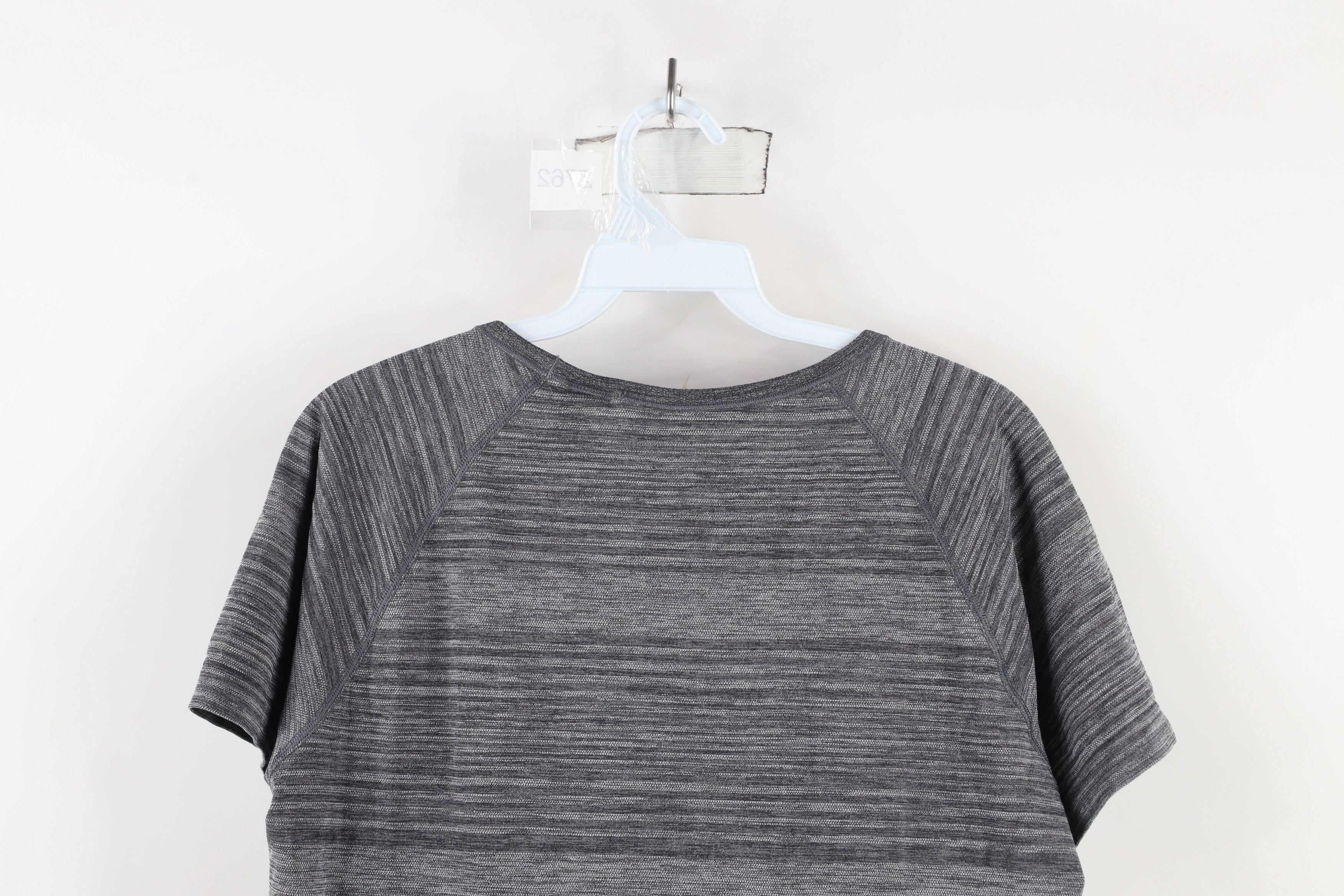 Patagonia × Vintage Patagonia Short Sleeve Running Gym Outdoor T-Shirt Gray Size XL / US 12-14 / IT 48-50 - 7 Thumbnail