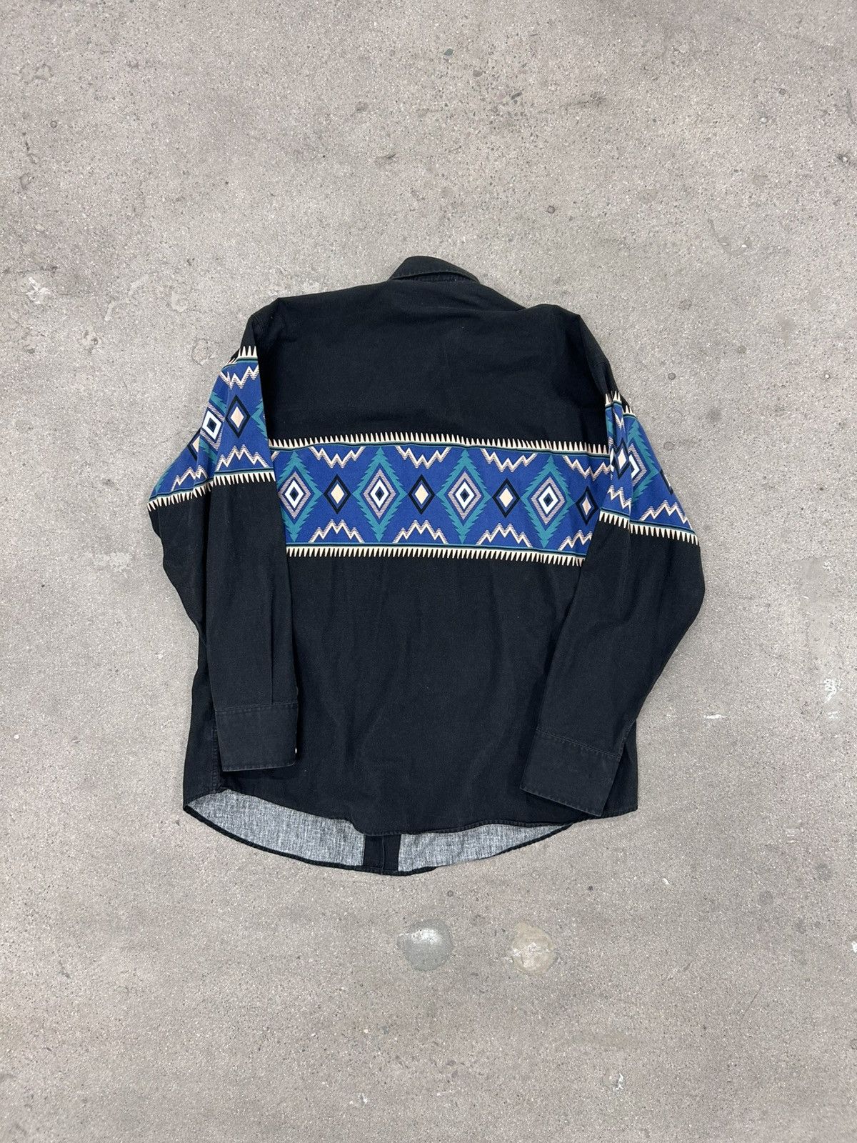 Vintage Vintage Aztec Pearl Snap Button Down Size US XL / EU 56 / 4 - 4 Thumbnail