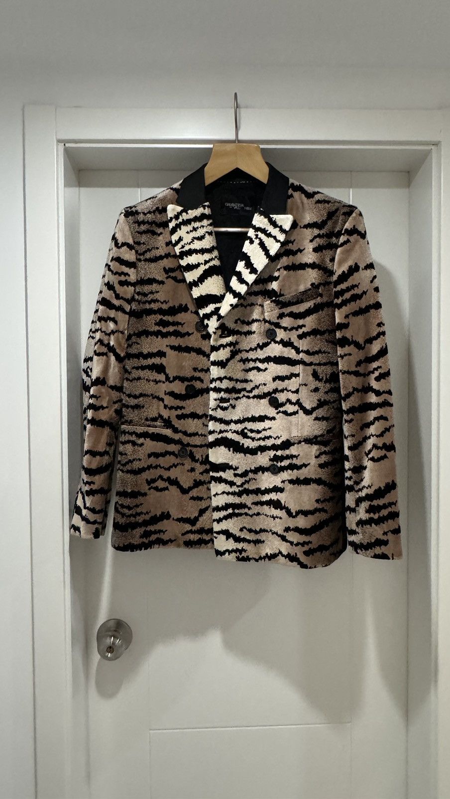 H&M Giambattista Valli x H&M Leopard Blazer Size 46S - 2 Thumbnail